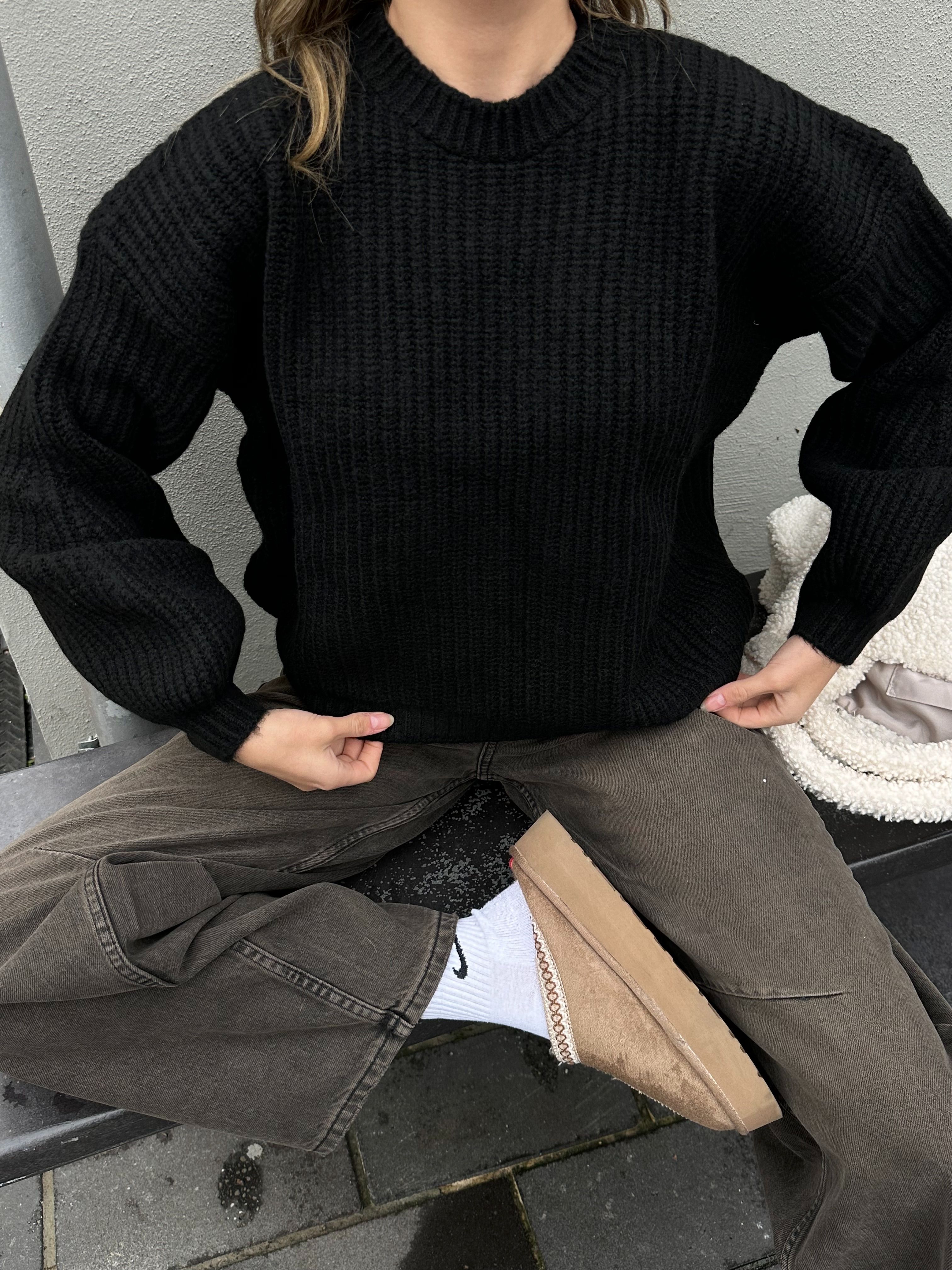 Siyah Oversize Triko Kazak
