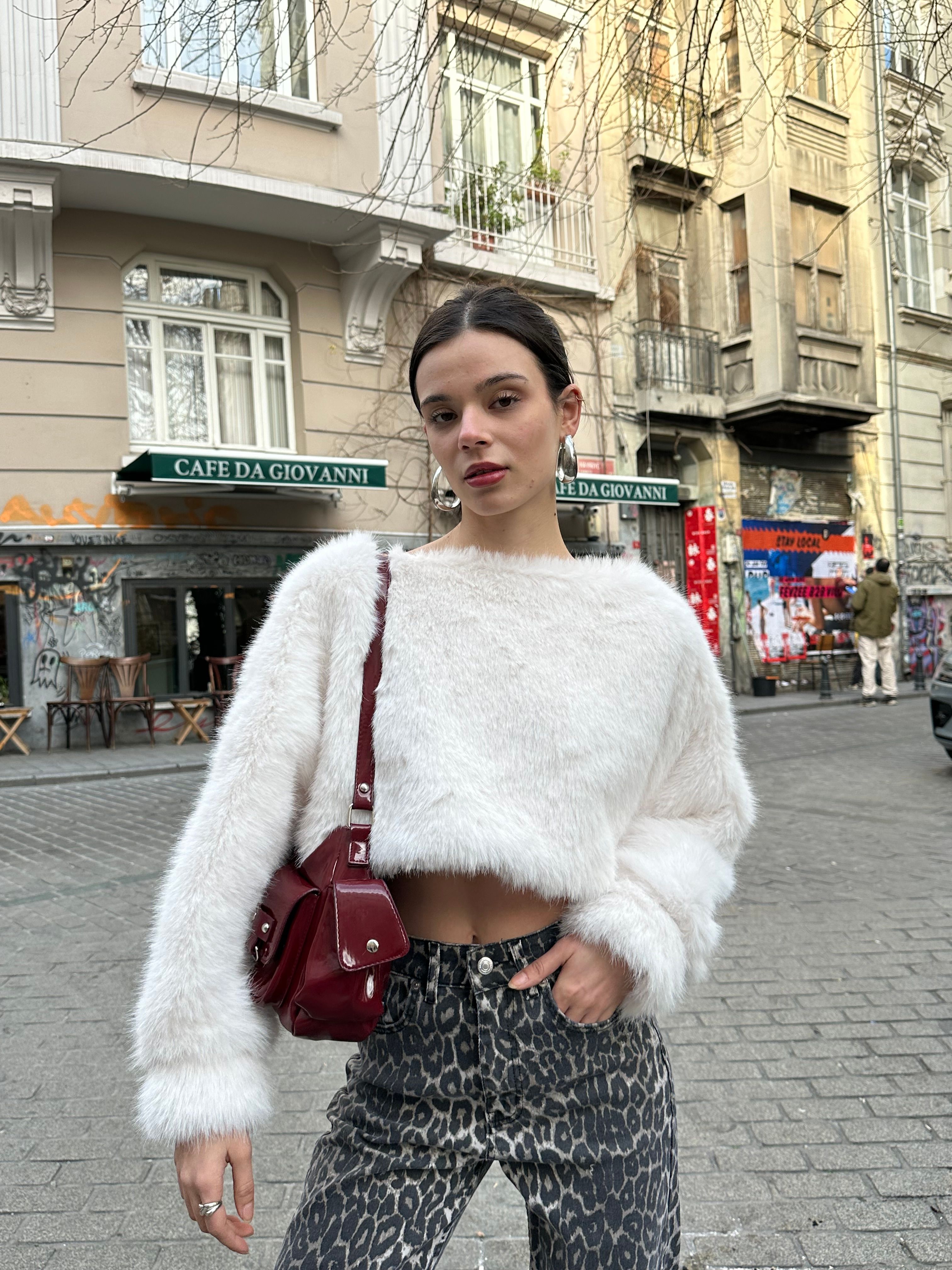 Beyaz Kürk Sweat