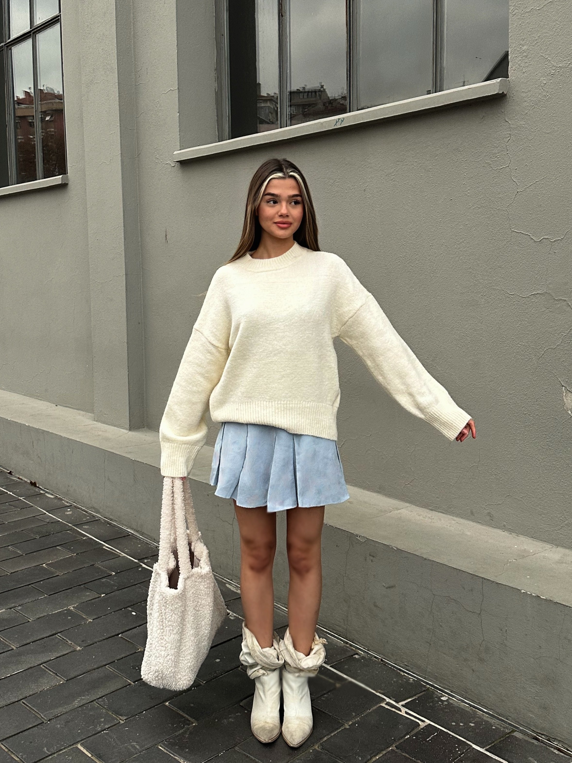 Krem Oversize Triko Kazak