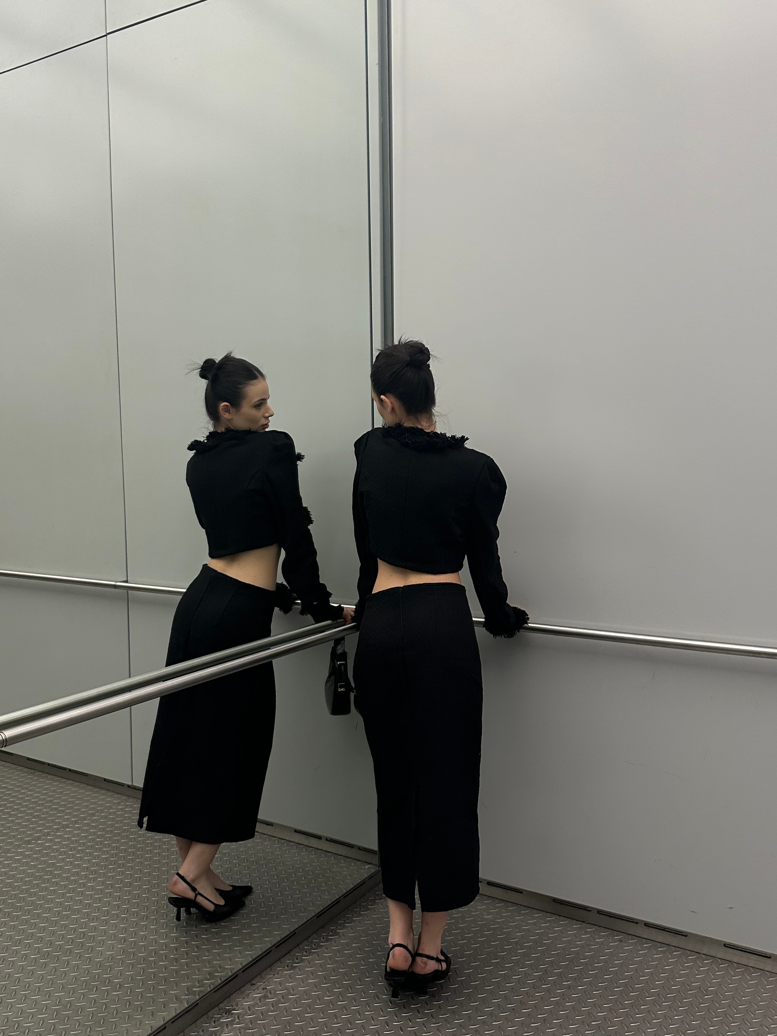Siyah Etek Ceket Carla Takım