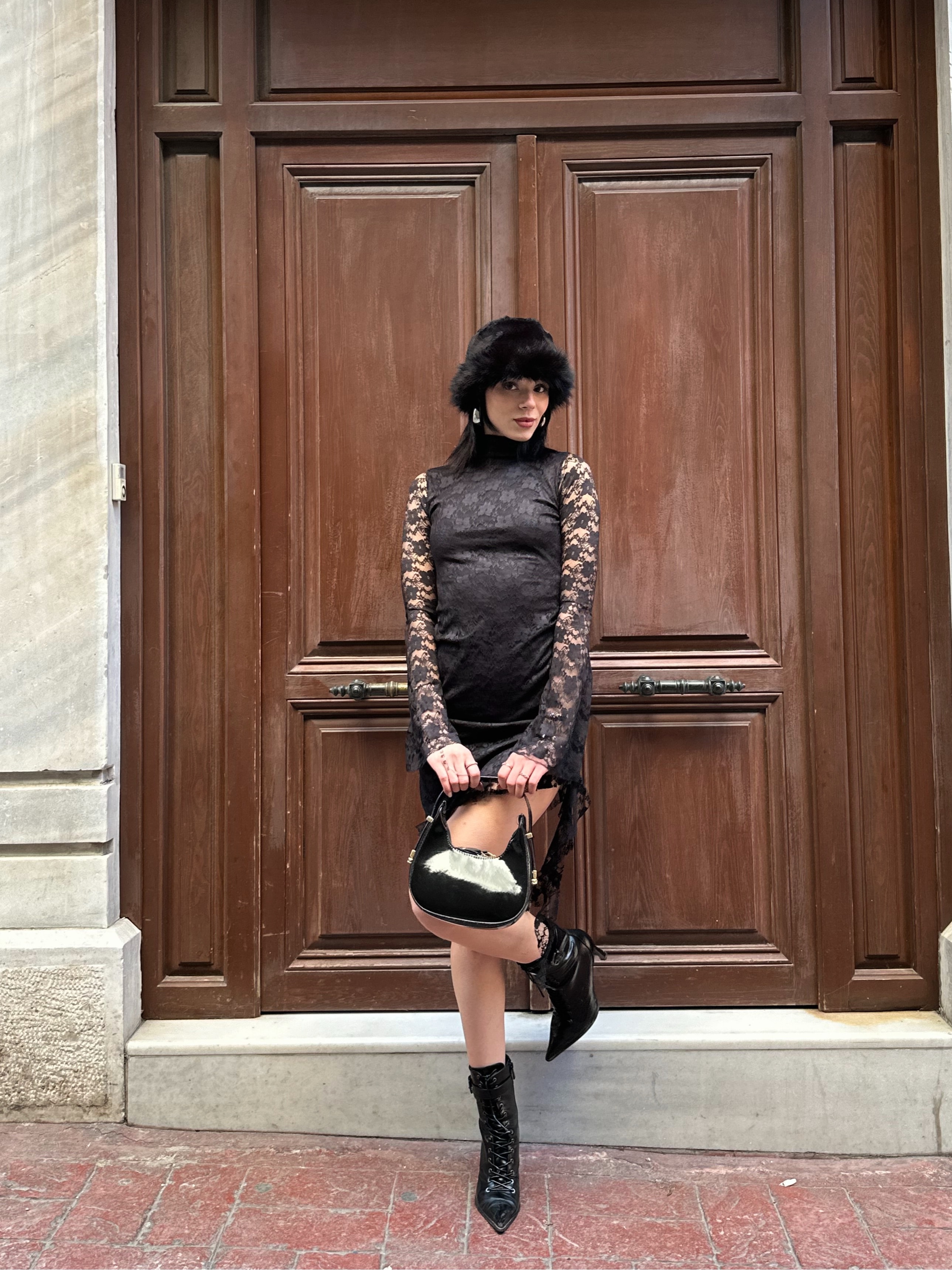 Siyah İspanyol Kol Dantelli Elbise