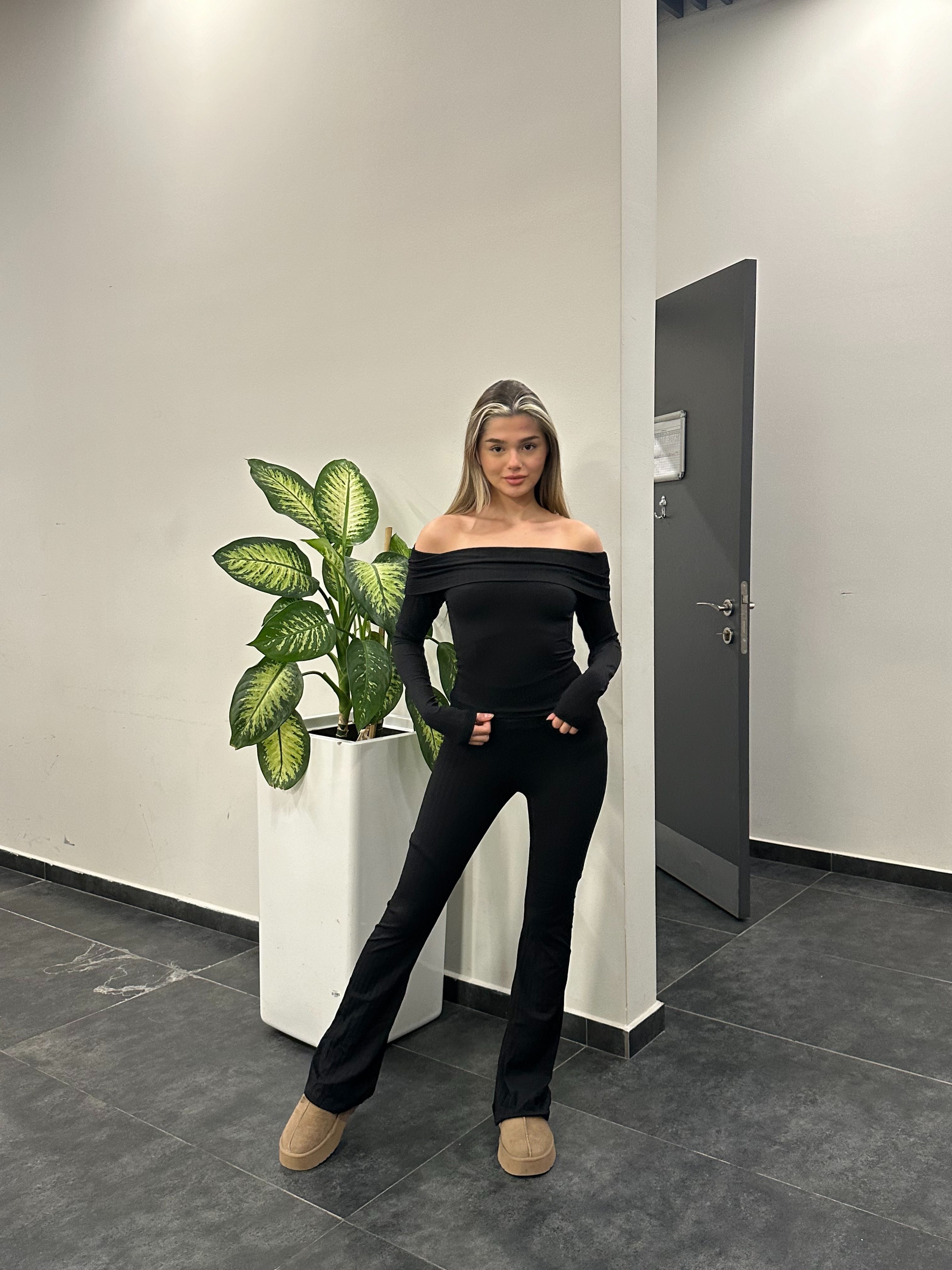 Siyah Madonna Takım