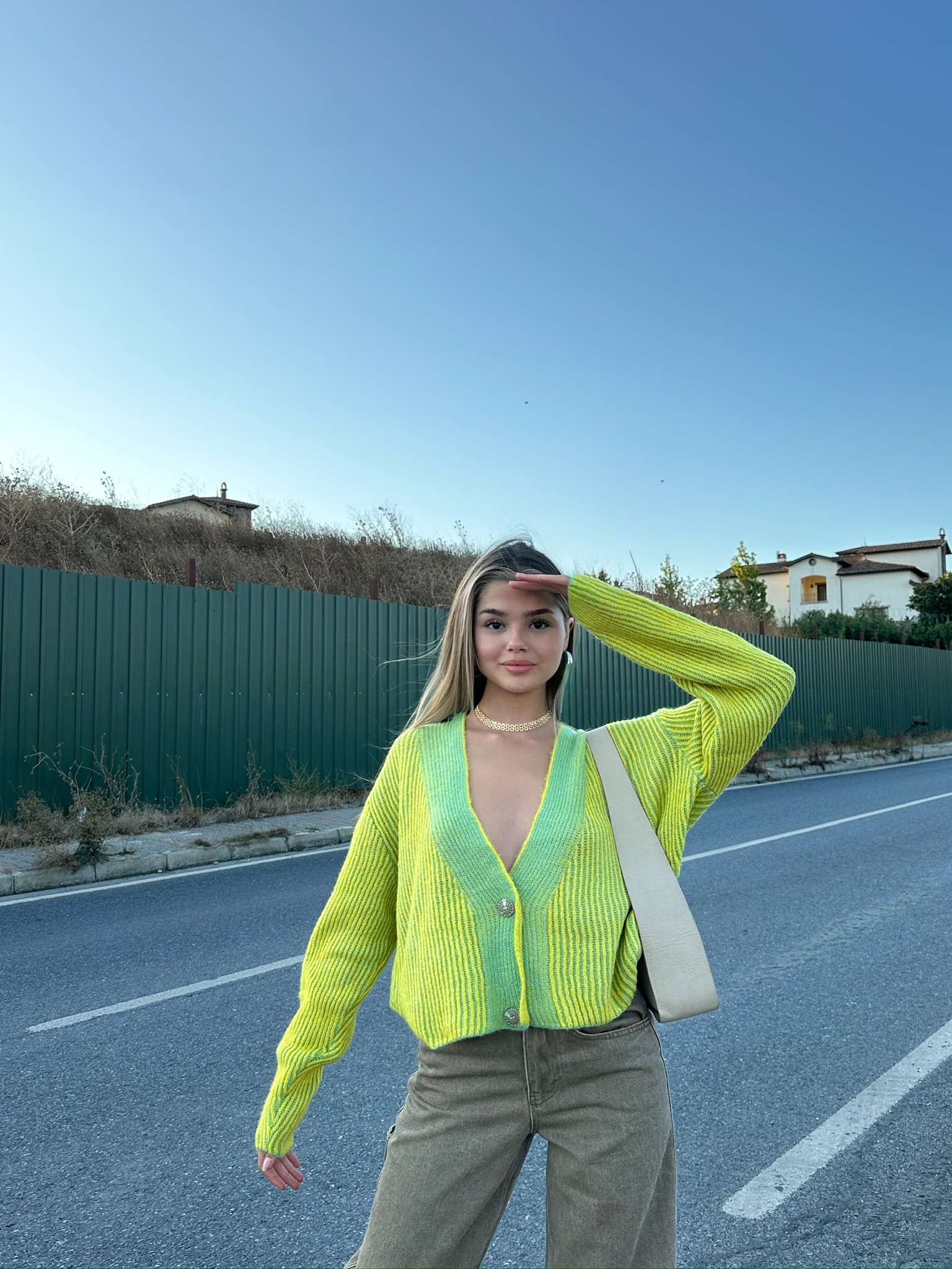 Çift Renk Sarı-Yeşil Örme Hırka