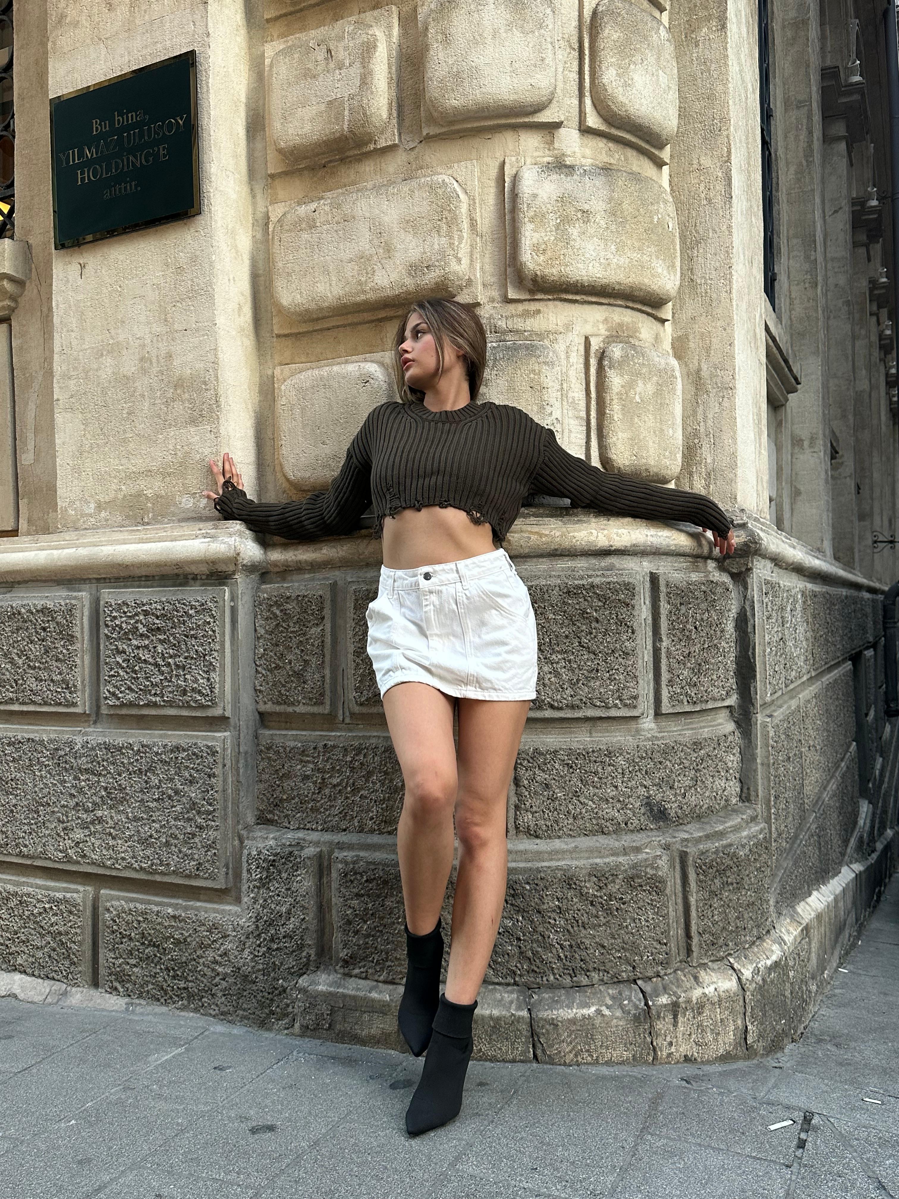 Haki Crop Kazak