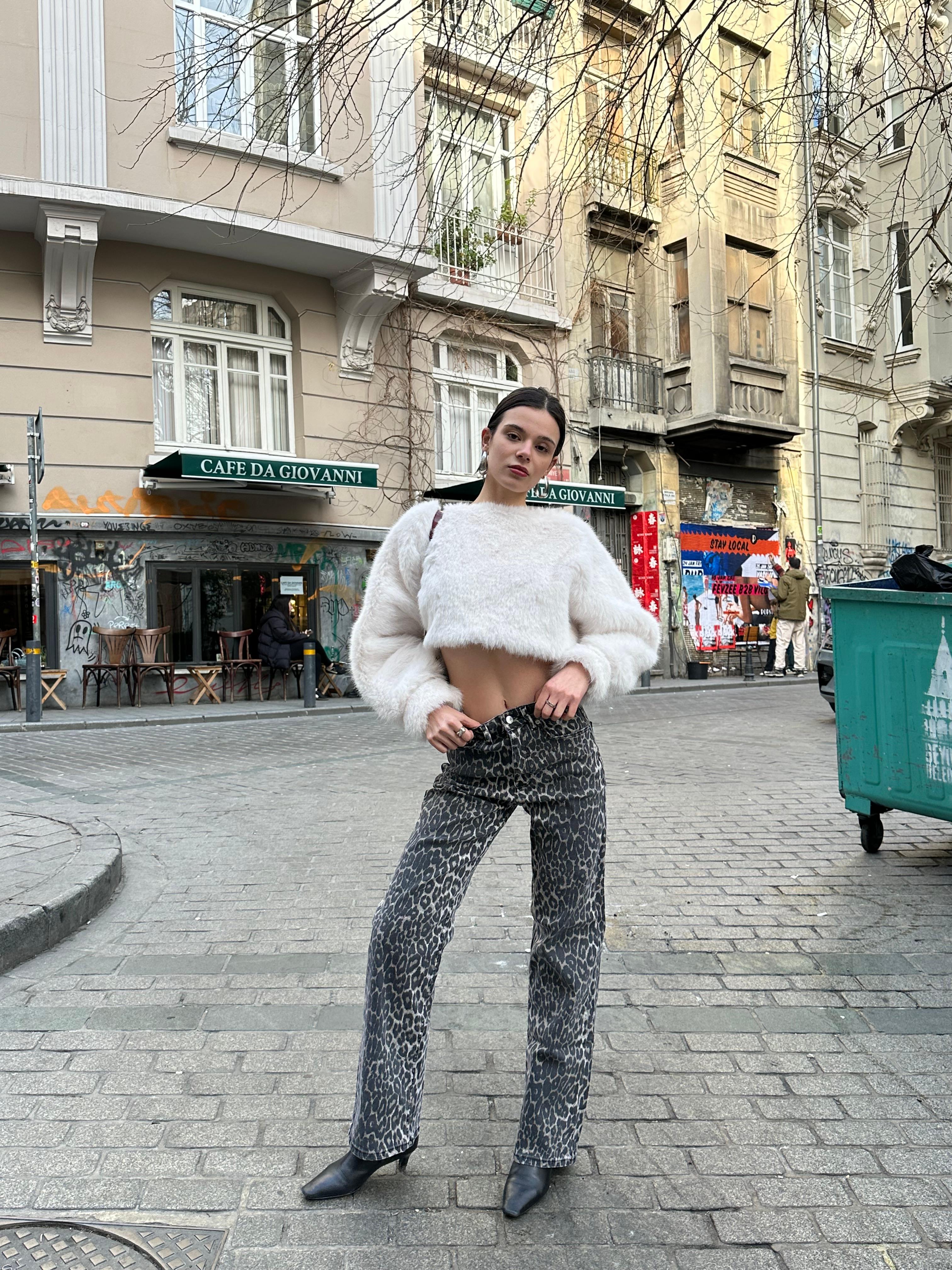 Beyaz Kürk Sweat