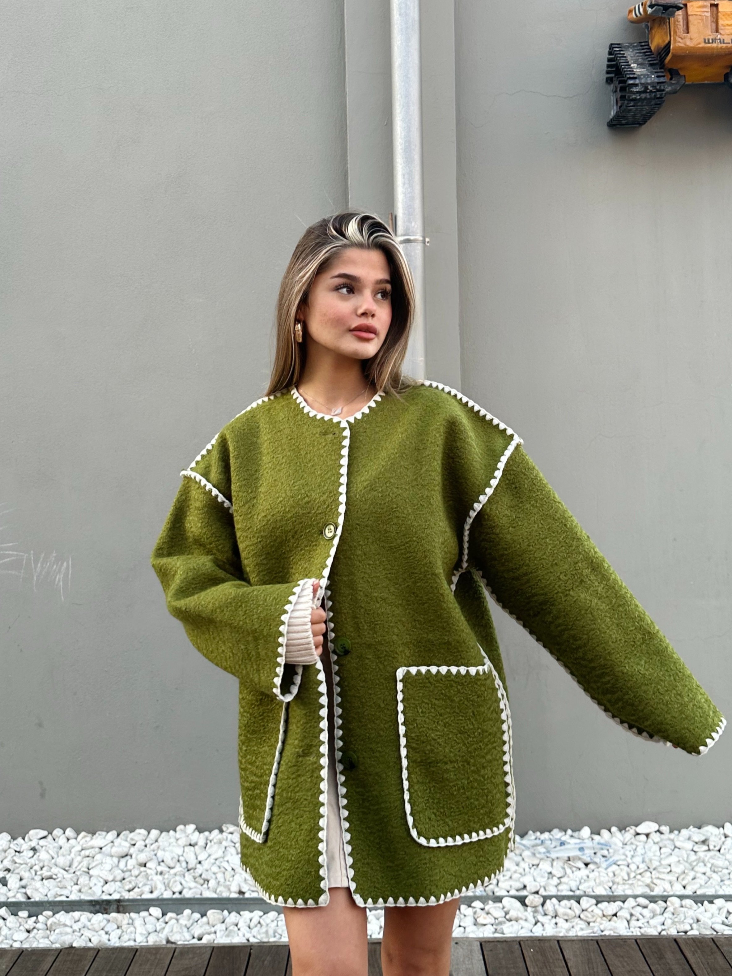 Fıstık Yeşili Atkılı Ceket