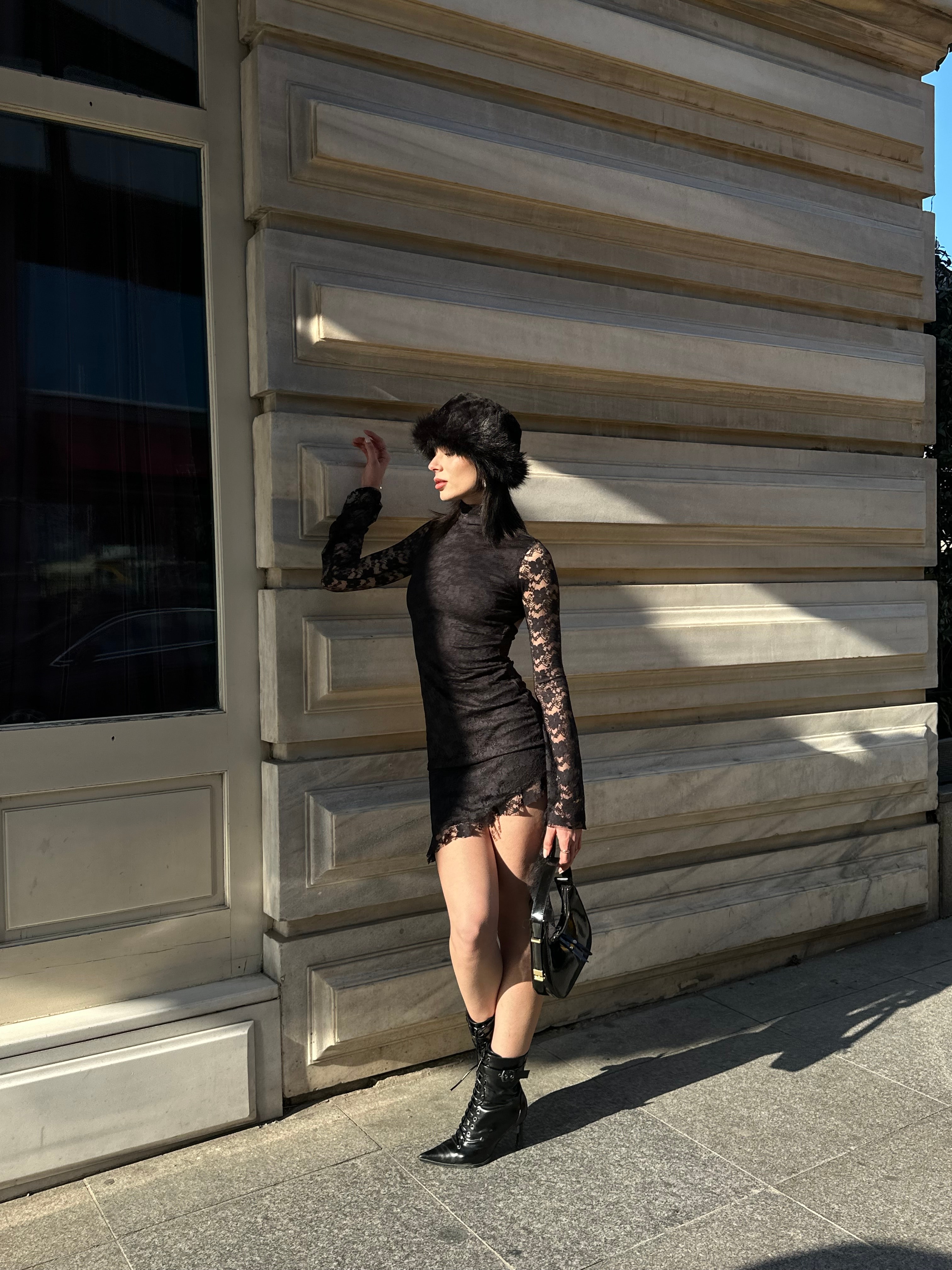 Siyah İspanyol Kol Dantelli Elbise