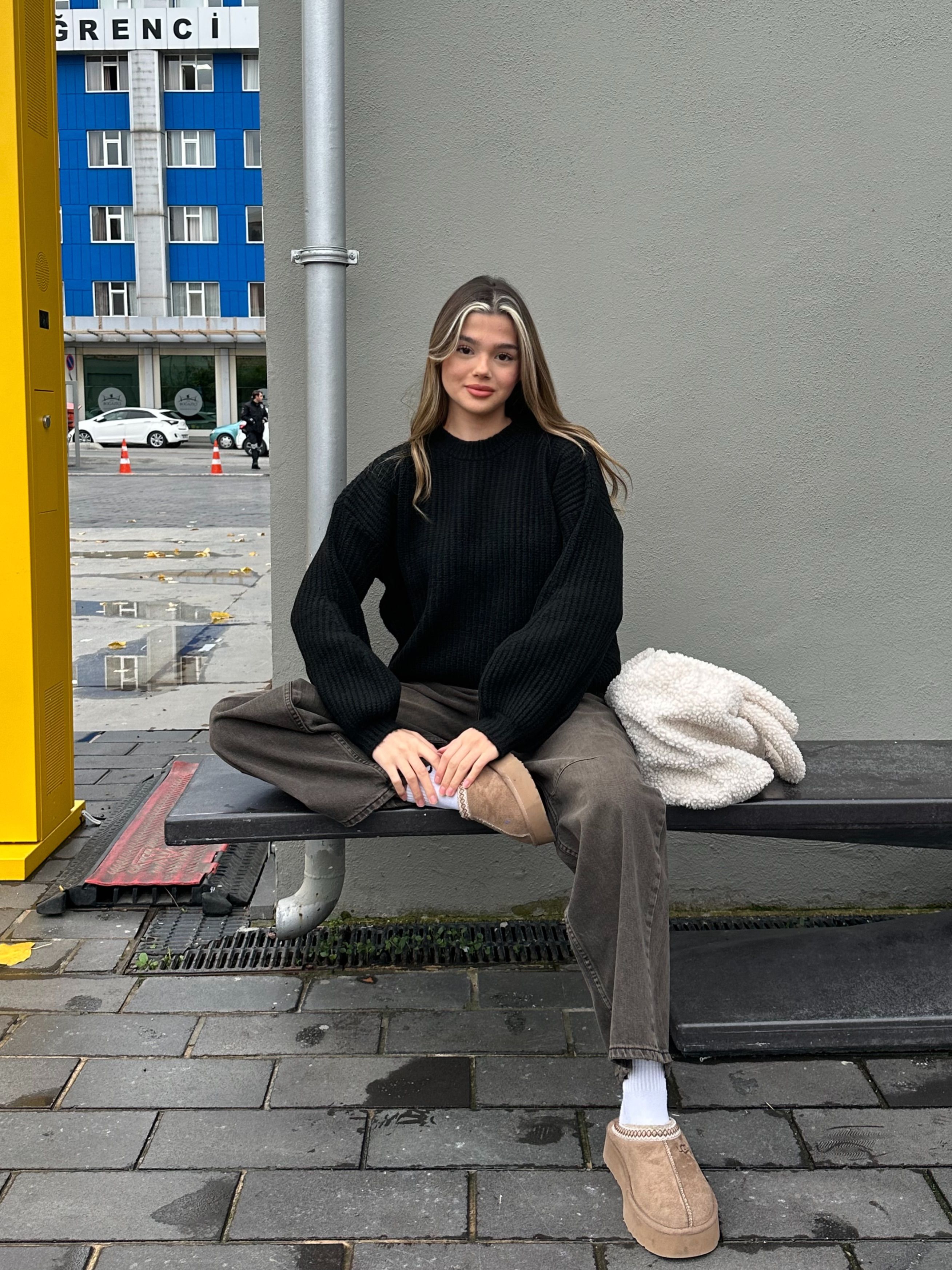 Siyah Oversize Triko Kazak