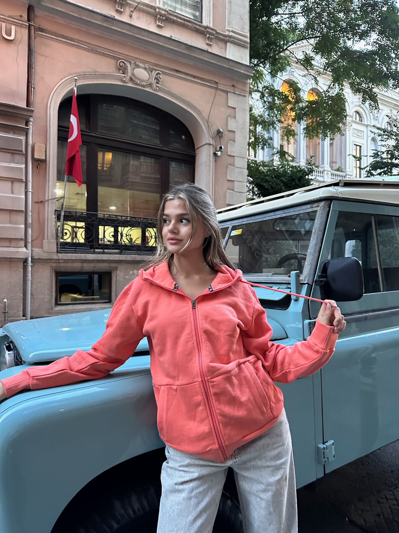 Pembe Uzun Kollu  Fermuarlı Kapüşonlu Hırka