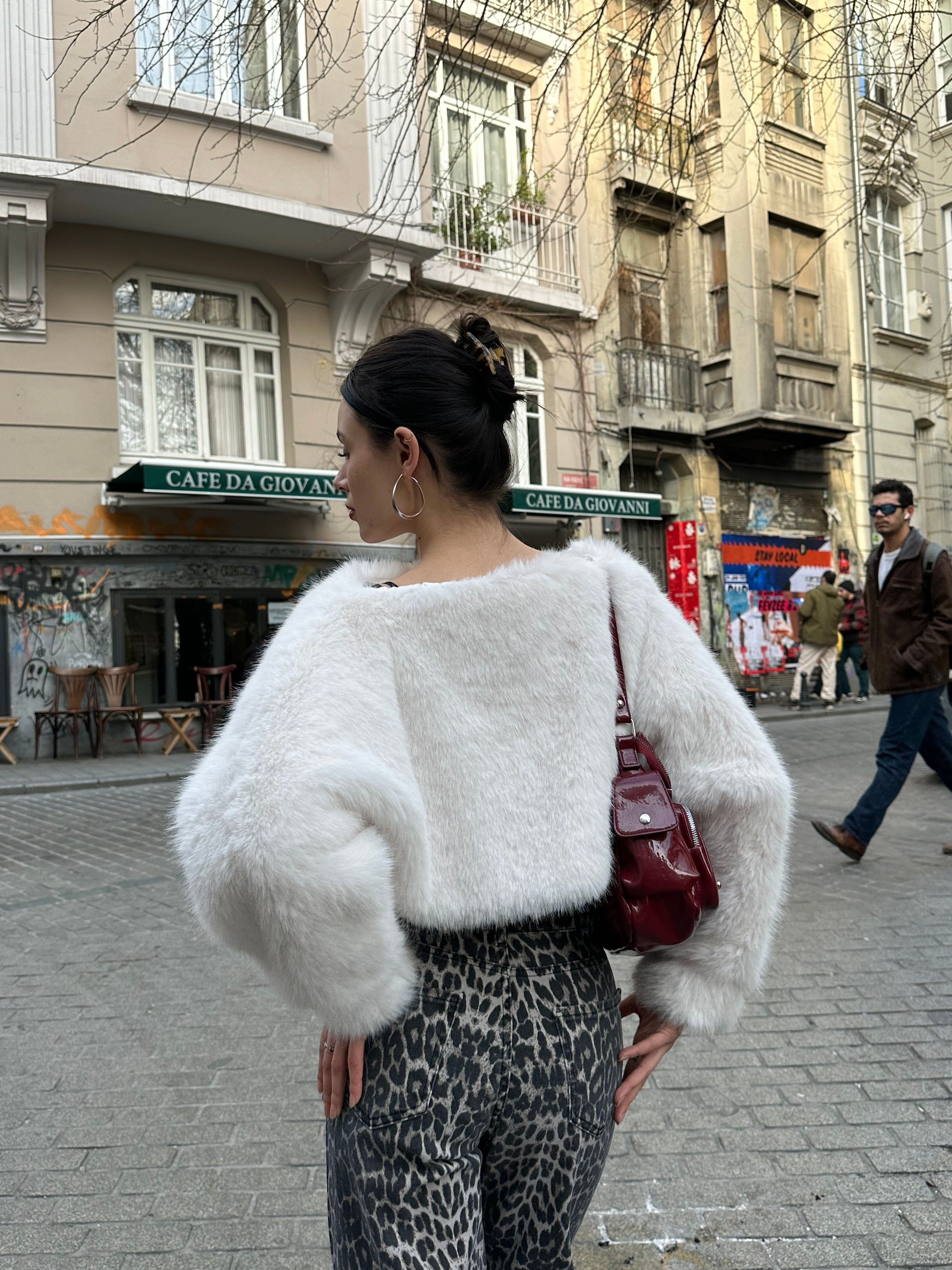Beyaz Kürk Sweat