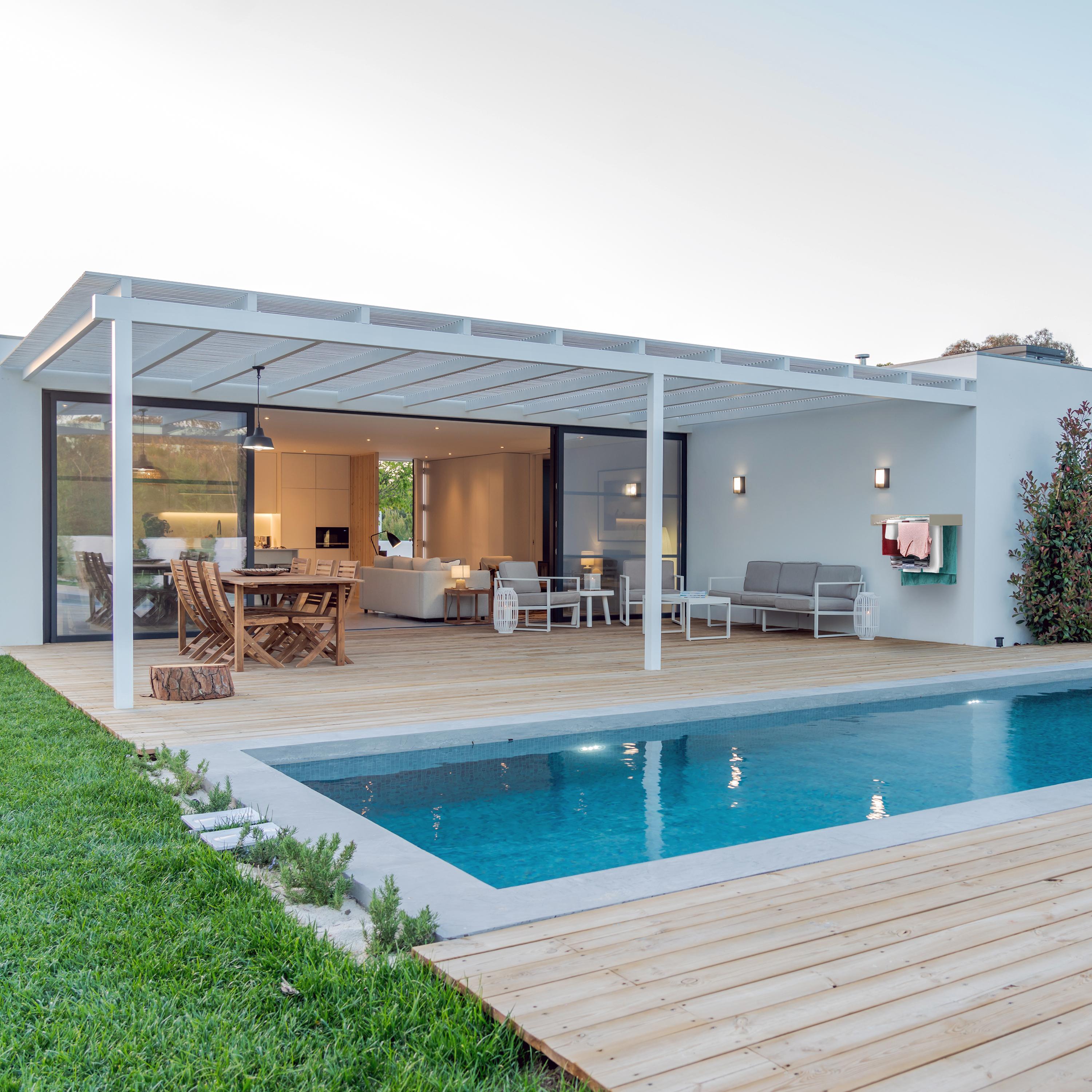 Urban Nouk LuxeDry Duvara Monte Estetik ve Pratik Dayanıklı Metal Malzemeli Çamaşırlık