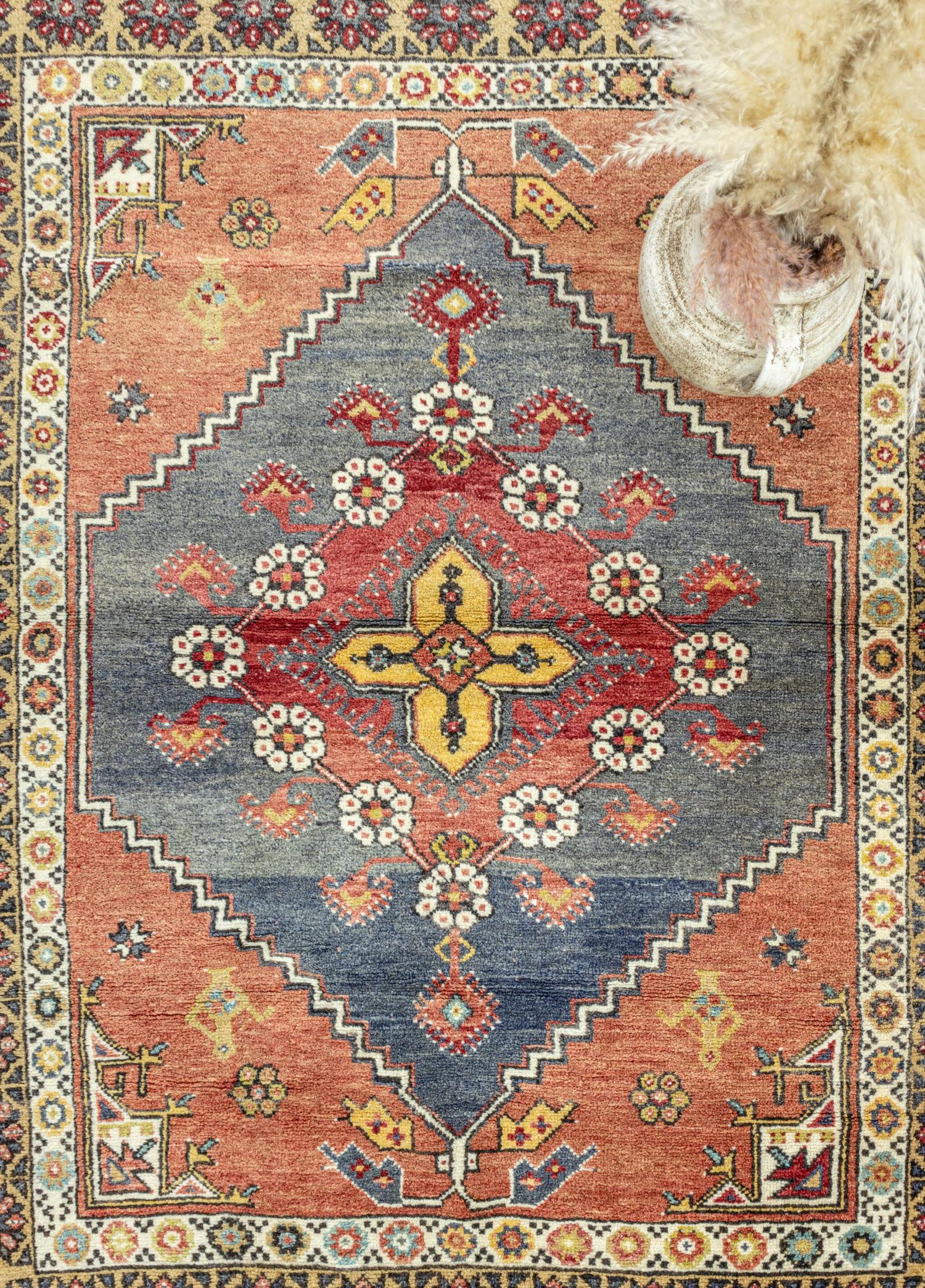 Sadaf Handwoven Wool Dazkırı Rug 153x189 cm