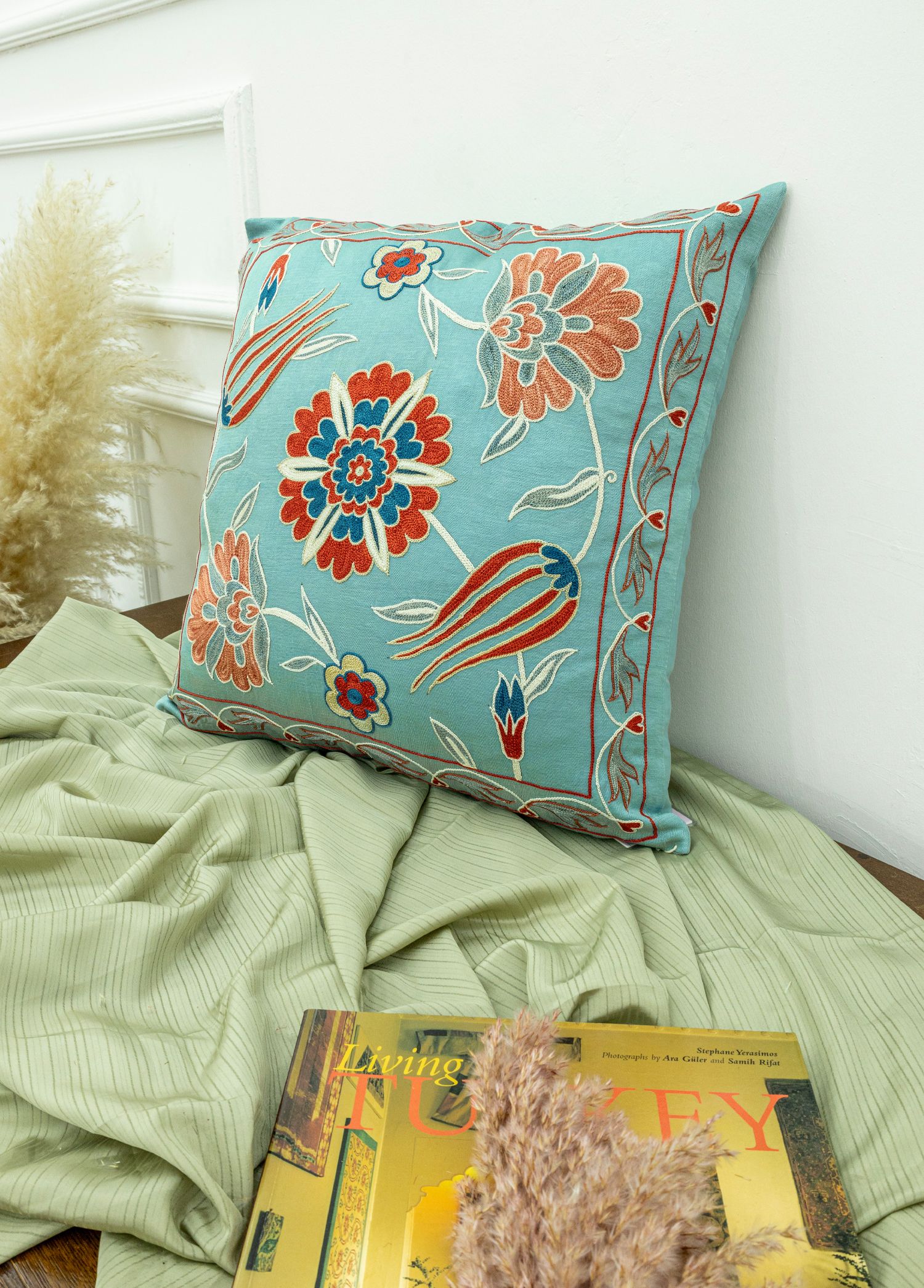 Arel Tulip Patterned Handmade Cushion 50x50 cm