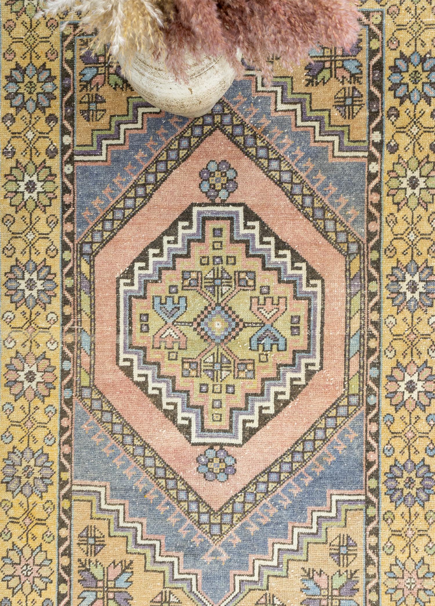 Kisre Geometrik Desenli El Dokuma Yün Halı 111x175 cm