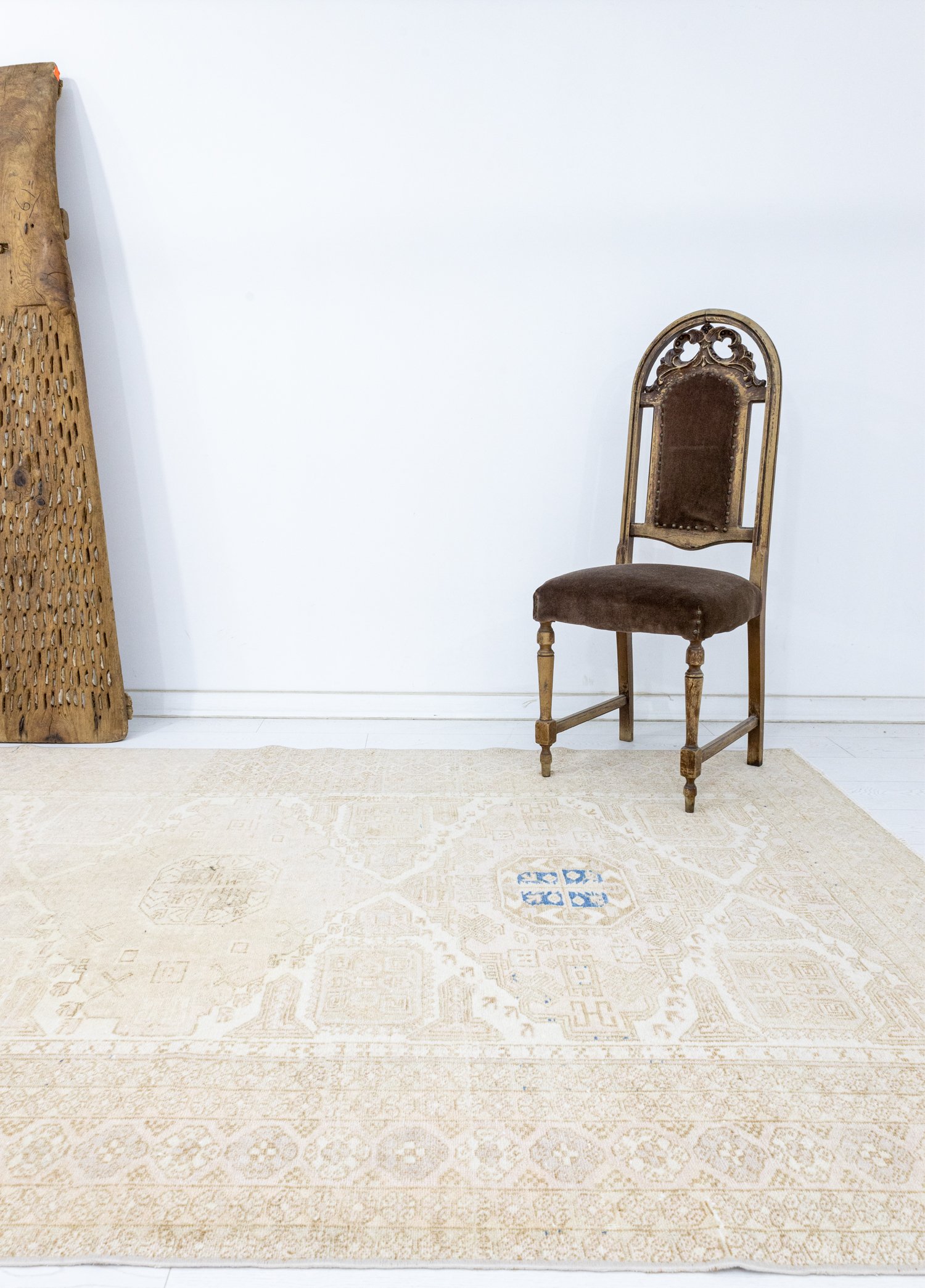 Carter Vintage Ethnic Wool Carpet 165x258 cm