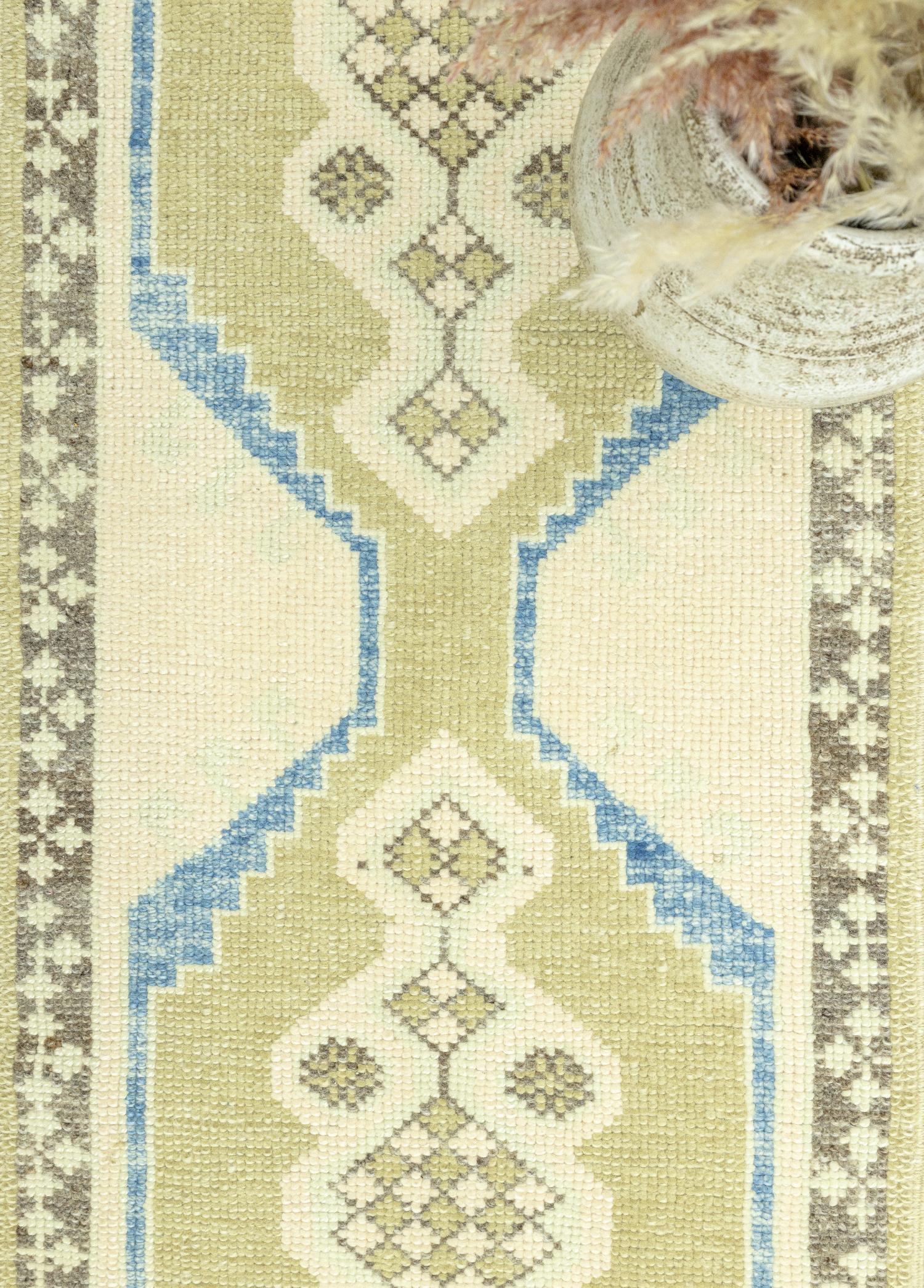 Crown Handwoven Wool Uşak Runner 62x182 cm