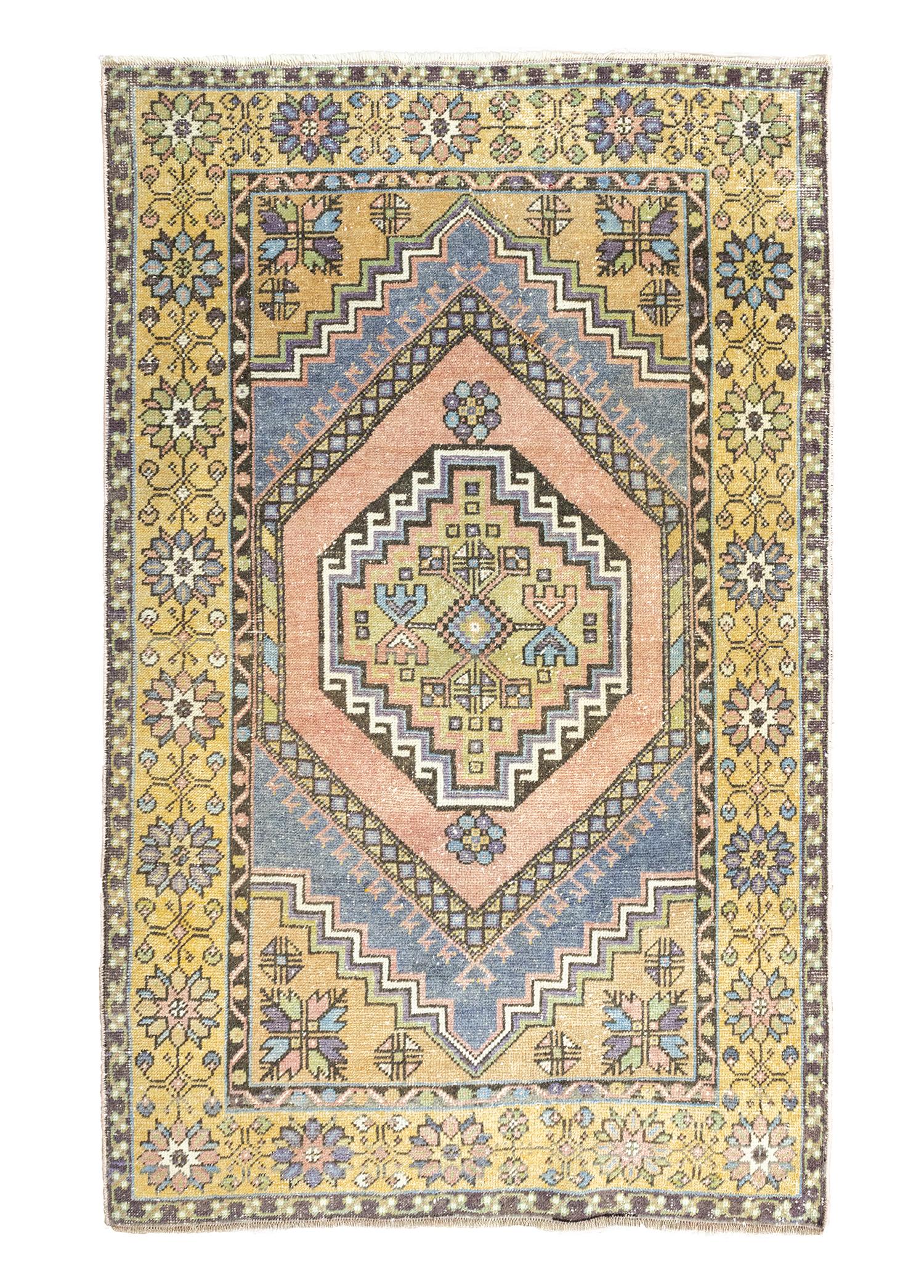 Kisre Geometric Patterned Hand Woven Wool Rug 111x175 cm