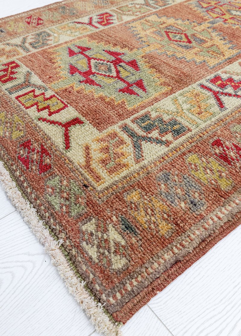 Piravi Geometric Abrasive Hand-Woven Wool Runner 2,7x13,5 ft