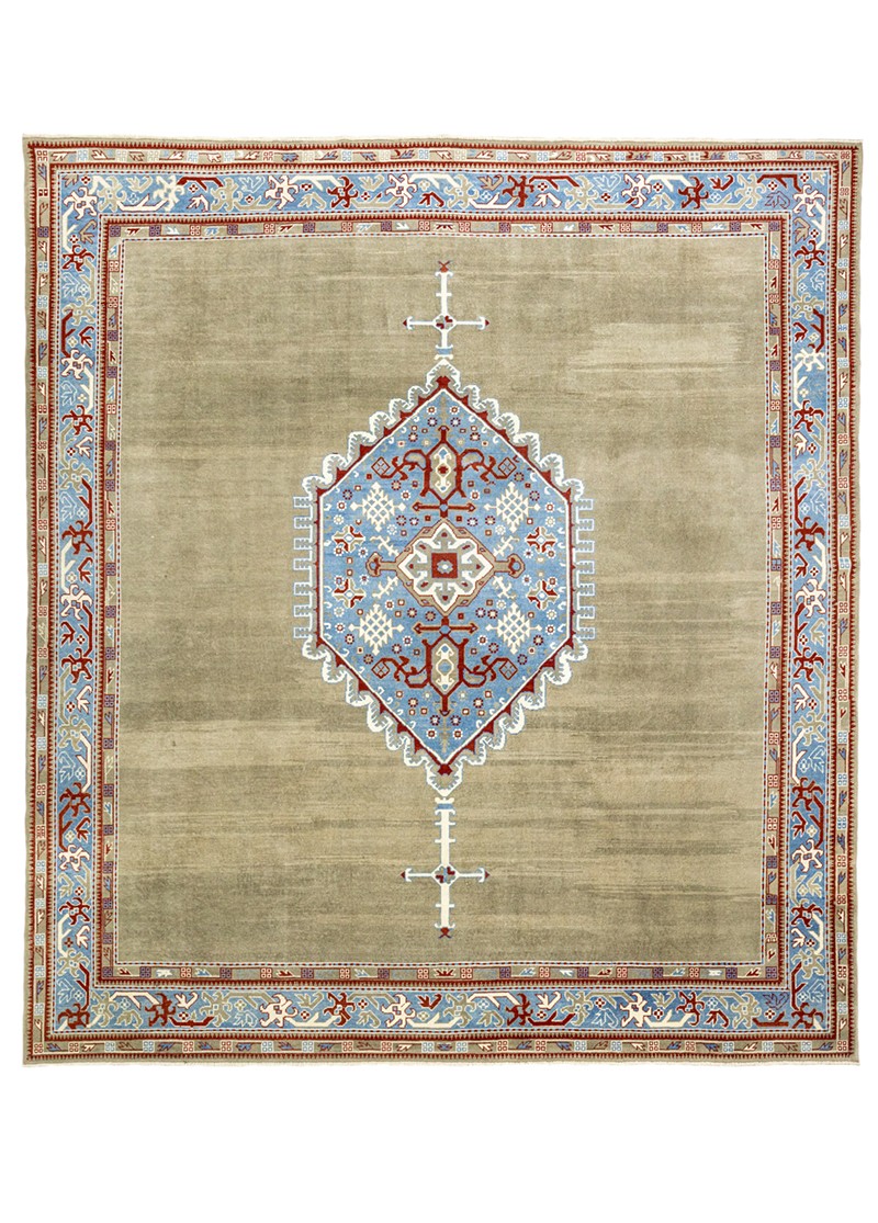 İnay Madalyon Desenli Uşak Halısı 407x450 cm