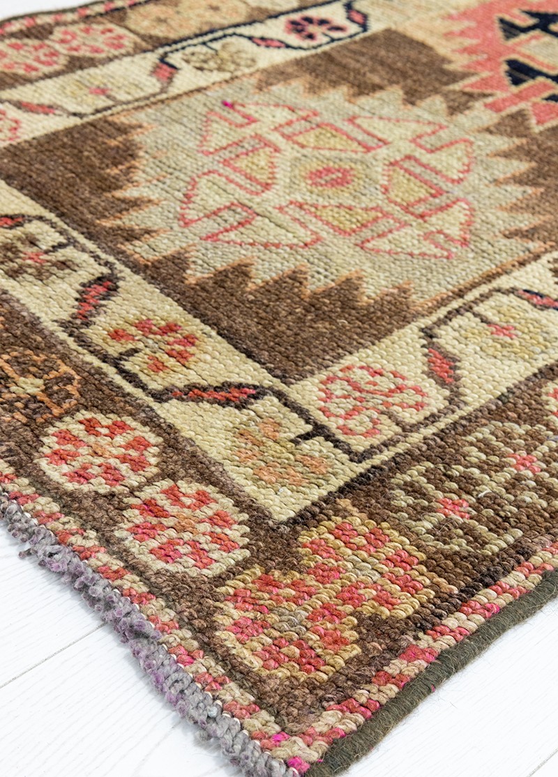 Takoran Floral Abrasive Hand-Woven Runner 2,4x12,1 ft