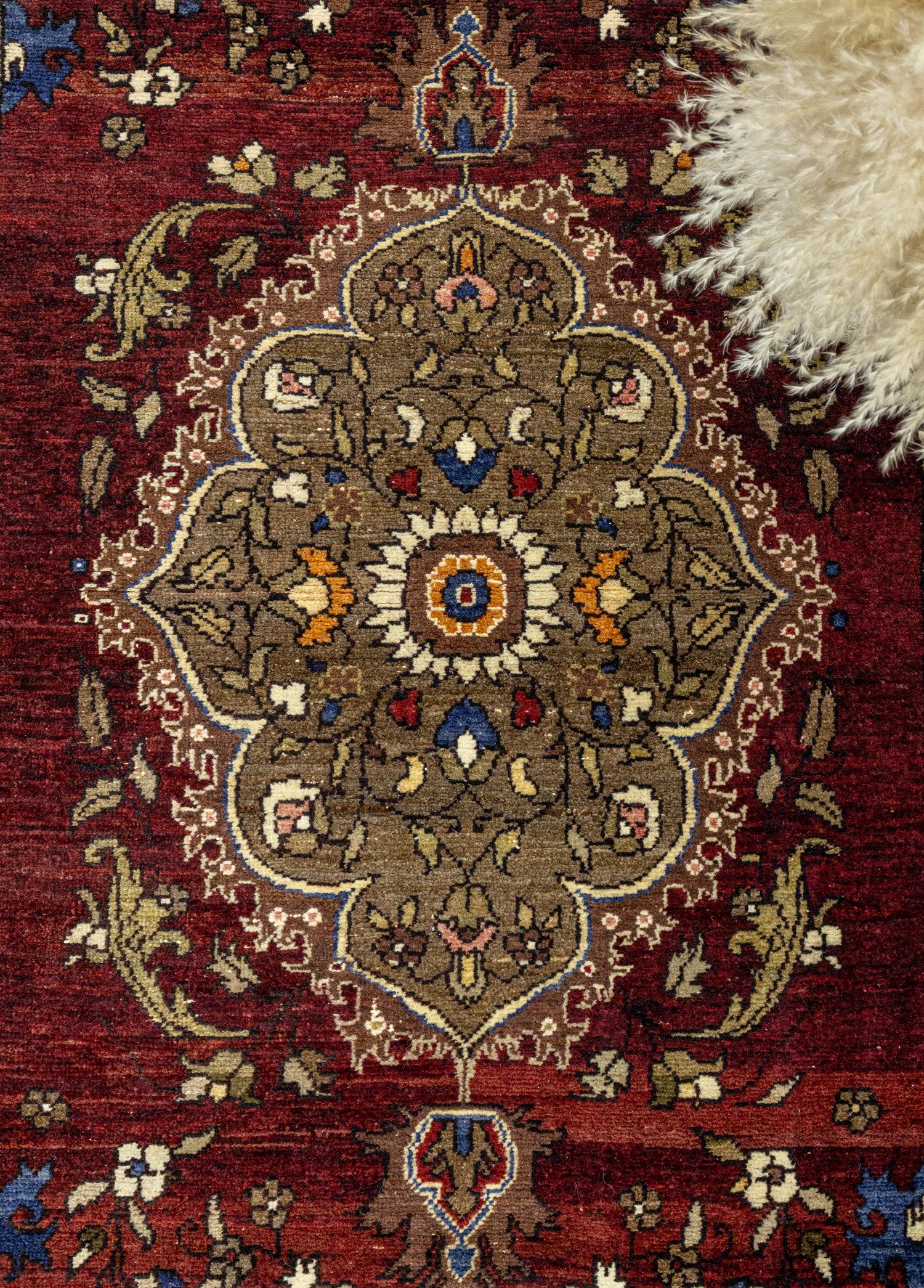 Brun Floral Patterned Handwoven Rug 133x242 cm