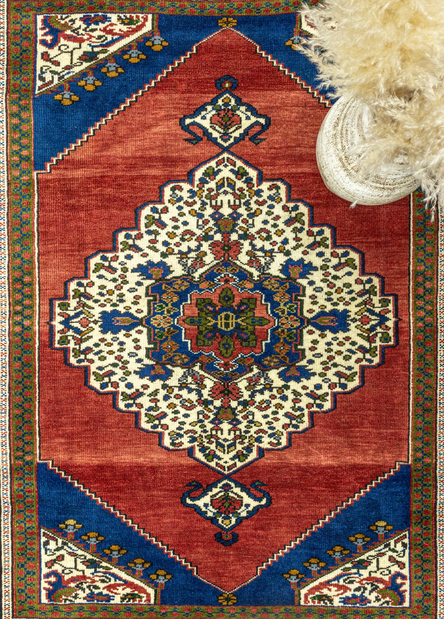 Tiznit Hand-Woven Taspinar Rug 162x209 cm