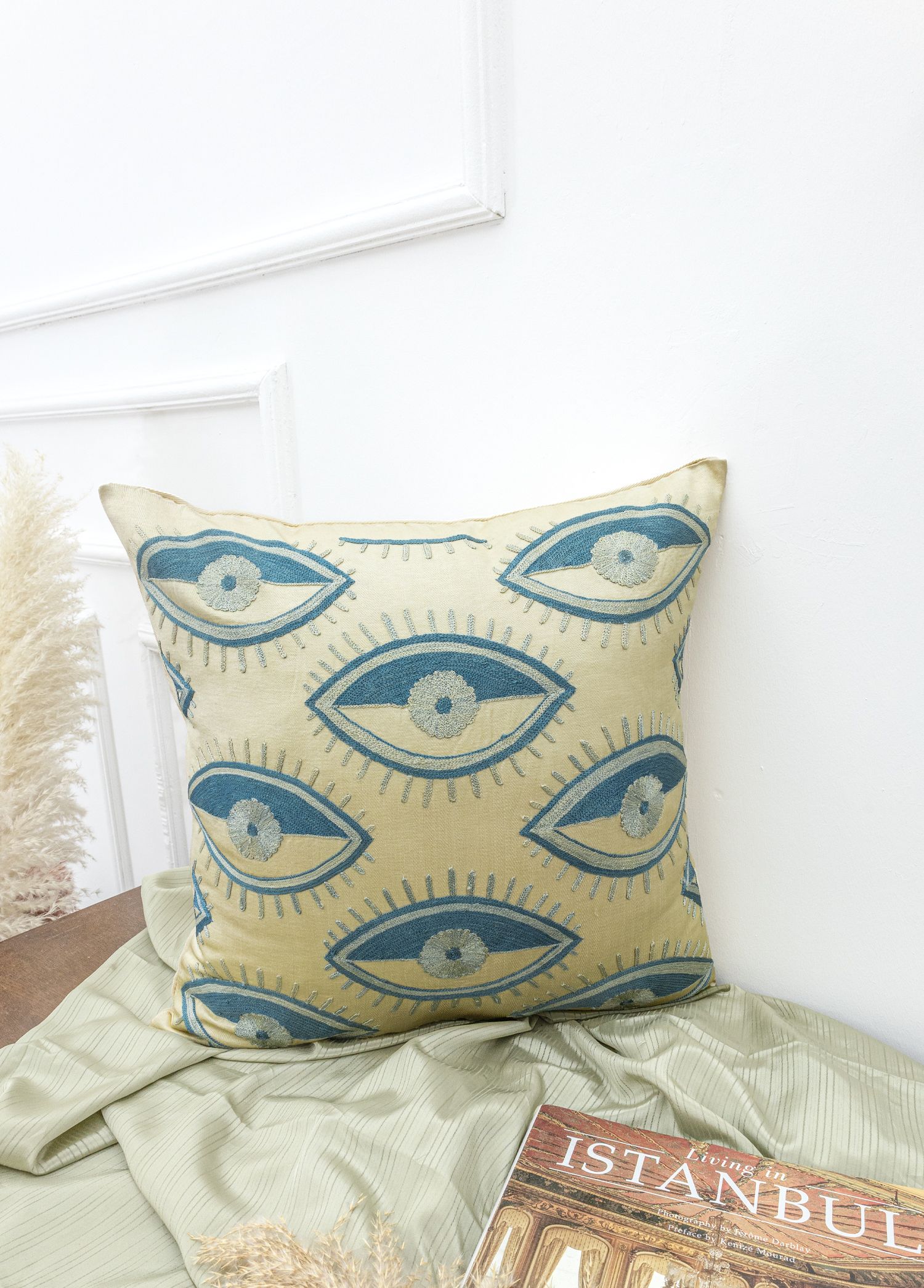 Bezen Modern Handmade Silk Pillow 50x50 cm
