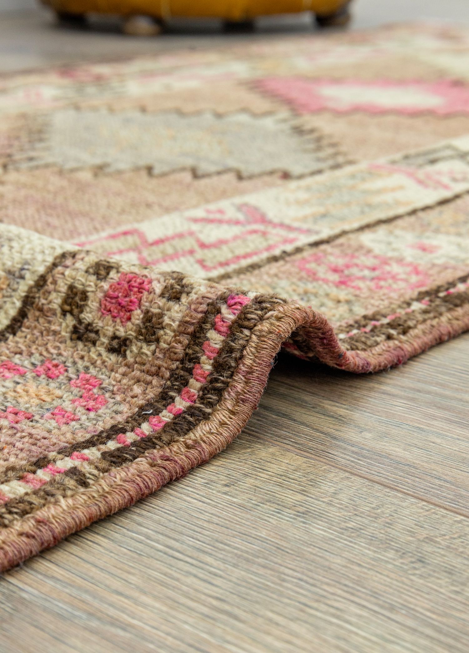 Asmira Rustic Hand-Woven Wool Runner 82x357 cm