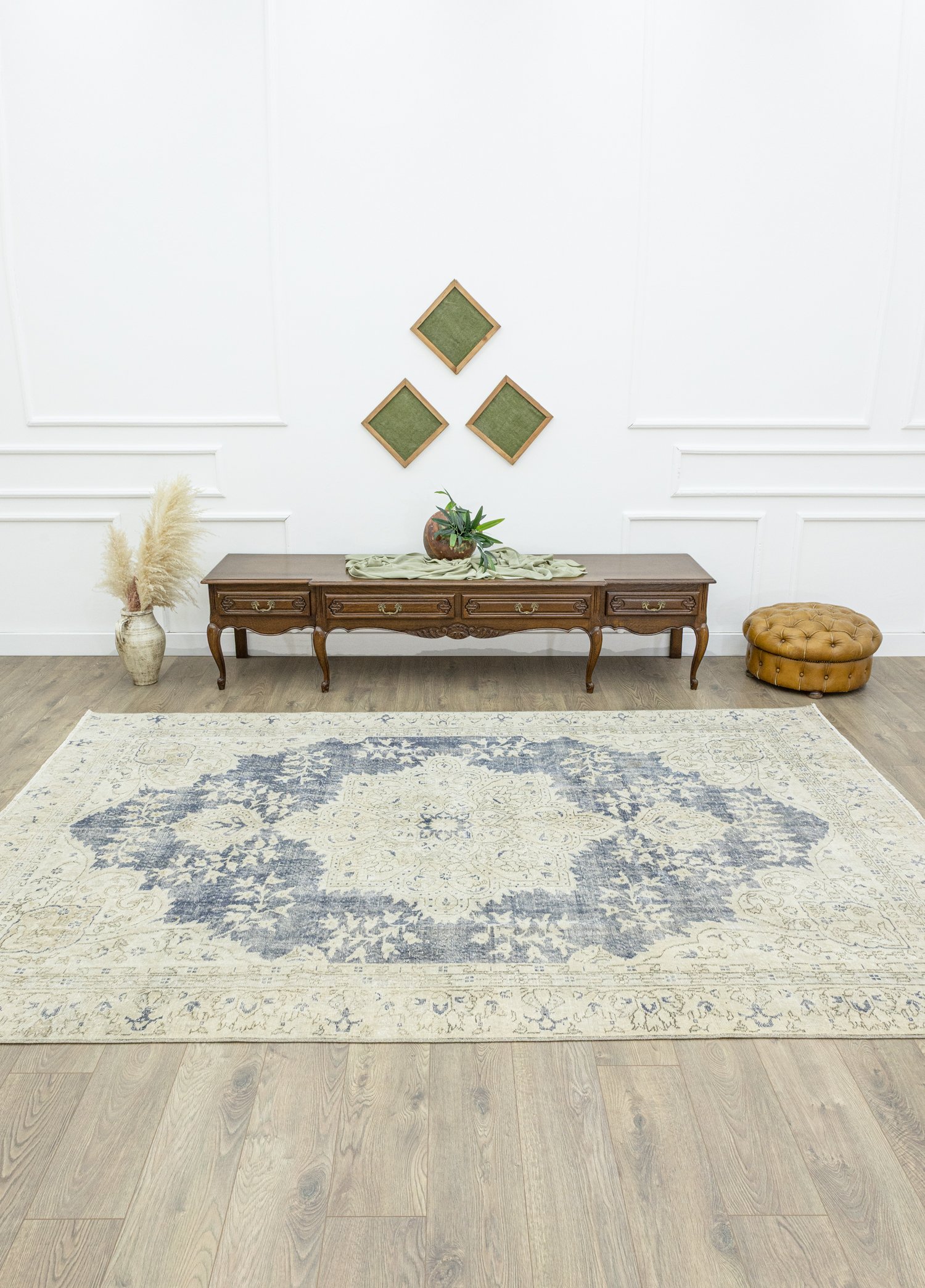 Viola Madalyon Tasarımlı El Dokuma Halı 210x314 cm