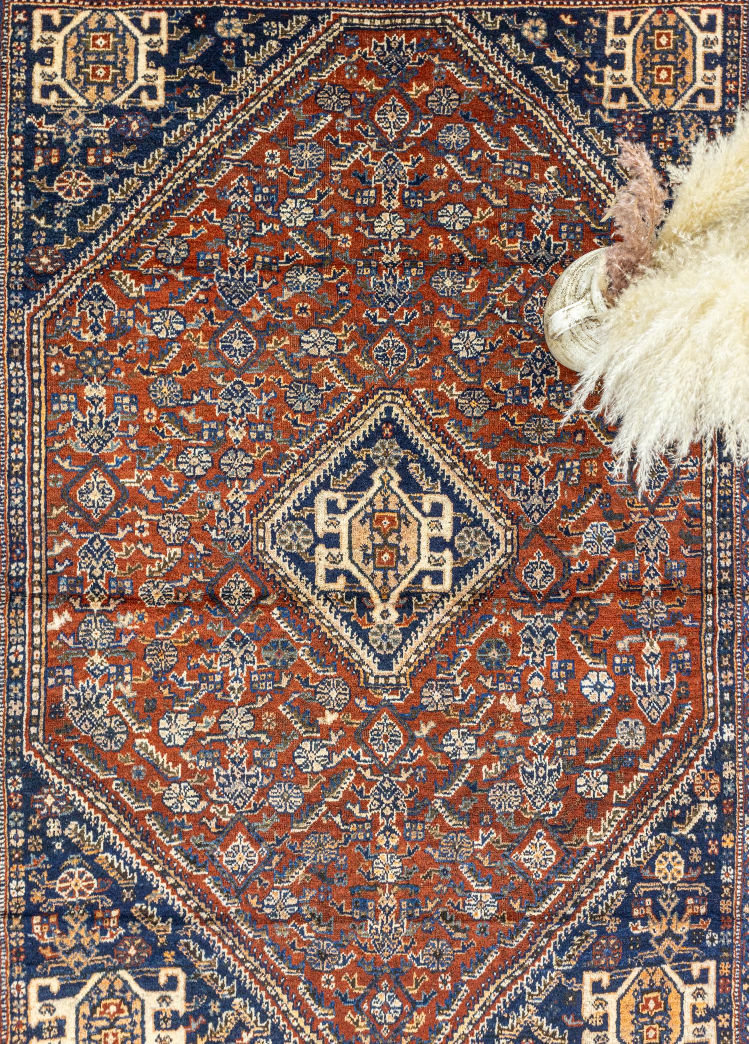 Meybod Handwoven Wool Iranian Rug 229x299 cm