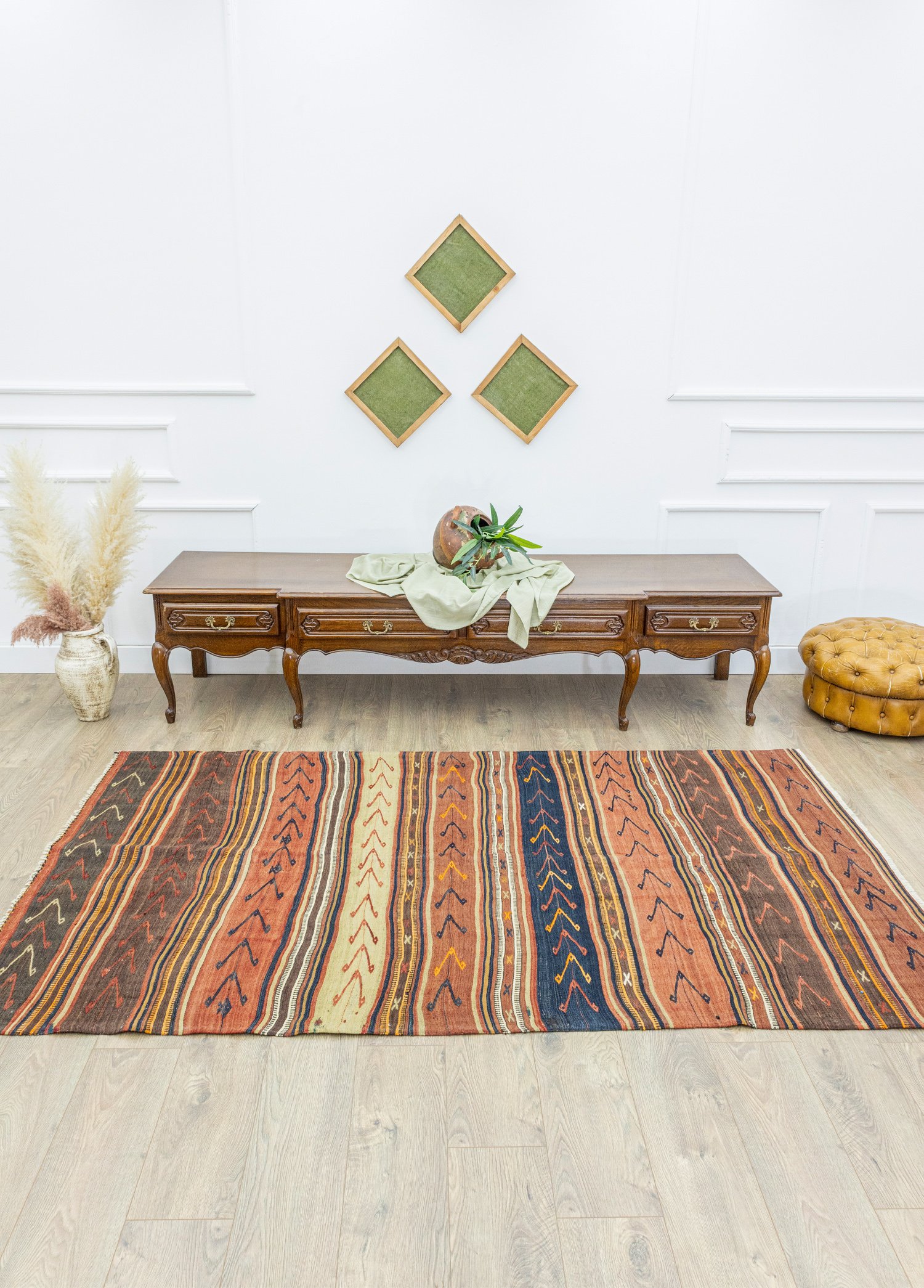 Dirse Embroidered Handwoven Wool Kilim 135x243 cm