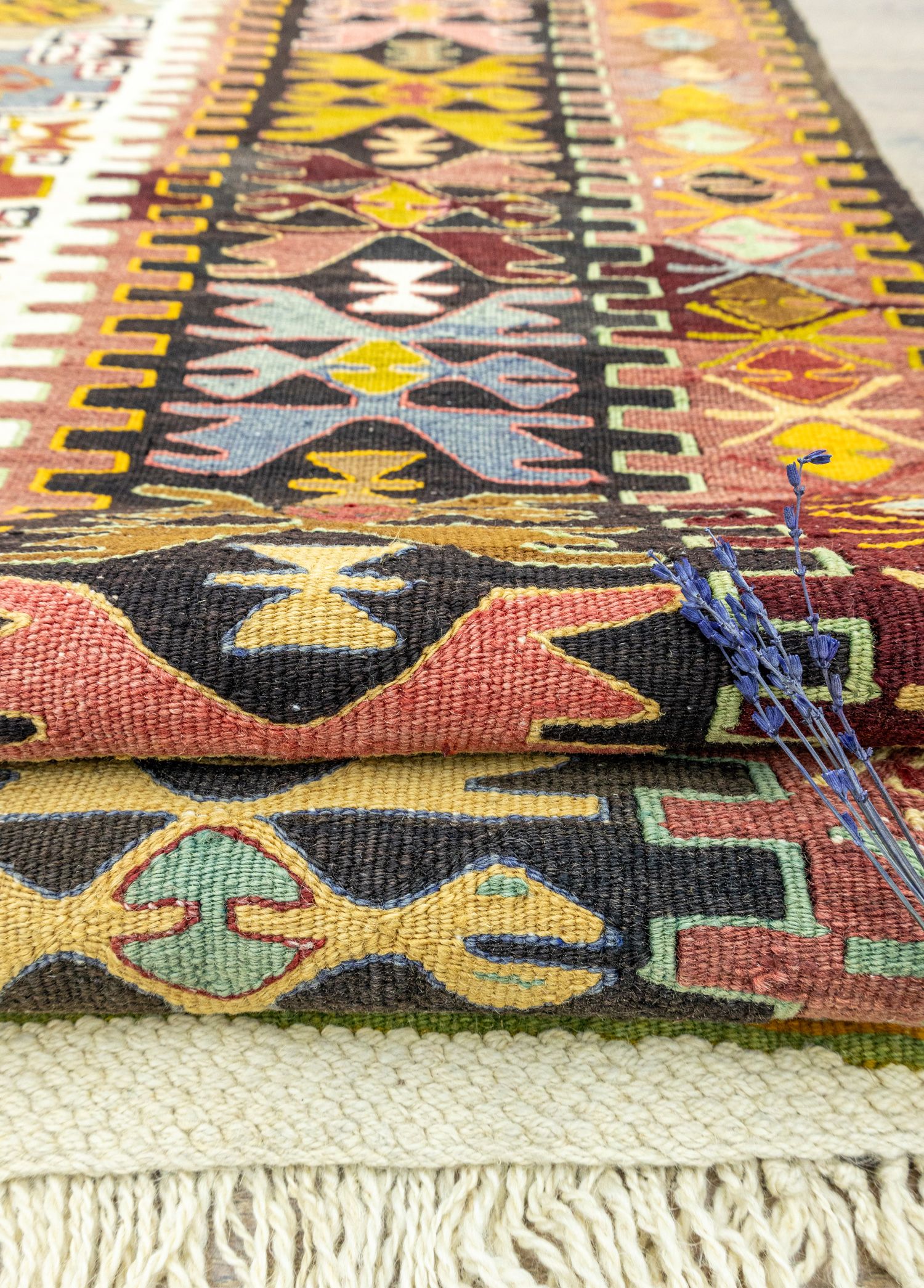 Rissa Geometric Designed Hand-Woven Kilim 152x220 cm