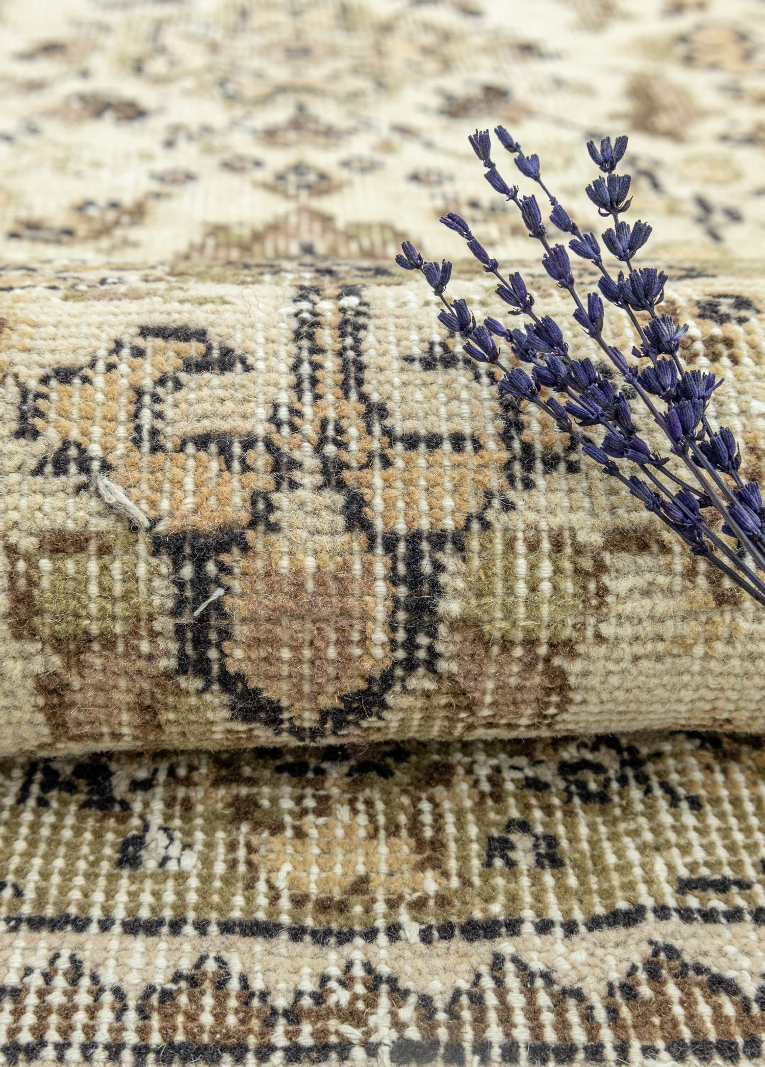 Fida Natural El Dokuma Vintage Halı 113x202 cm
