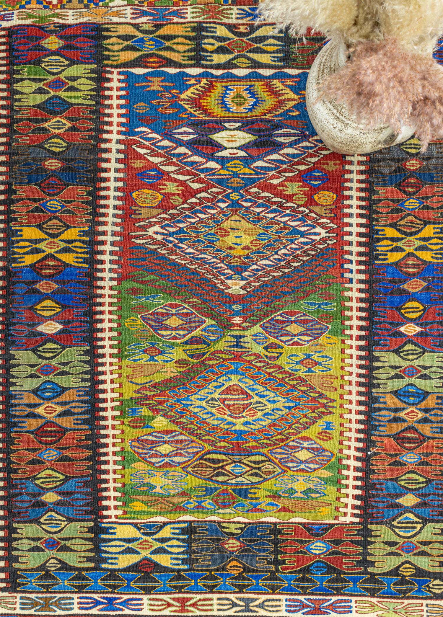 Güre El Dokuma Yün Nuzumla Kilim 138x189 cm