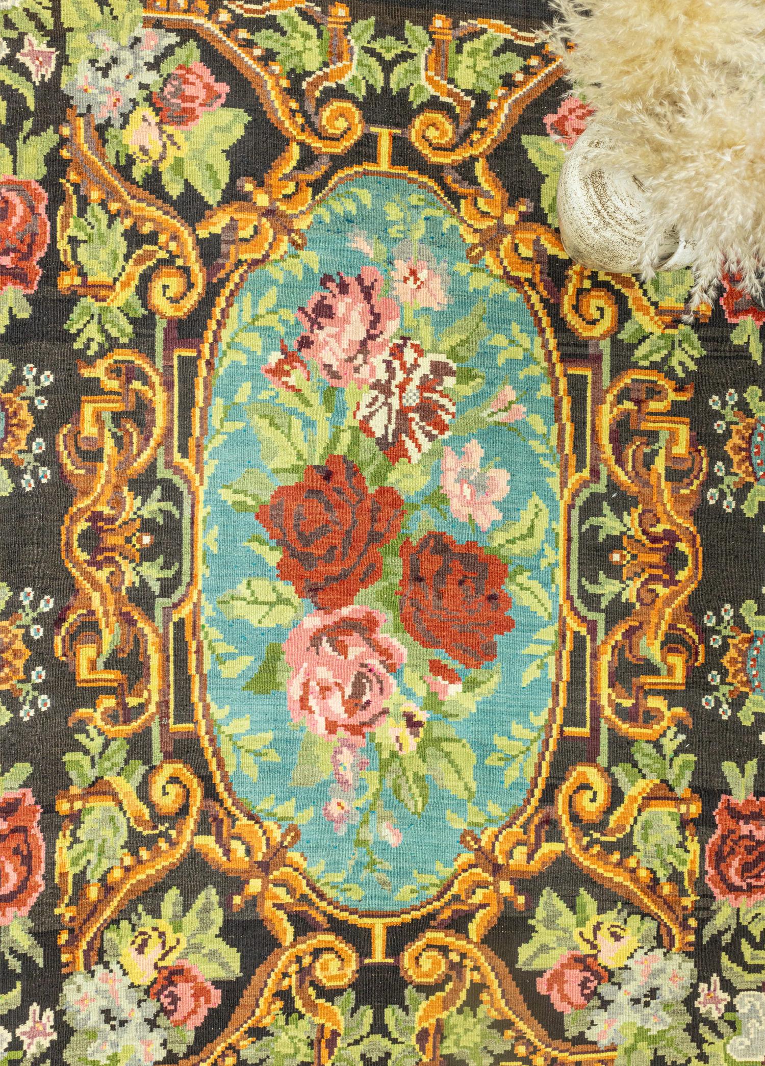  Gaia Floral Handwoven Wool Kilim 191x310 cm