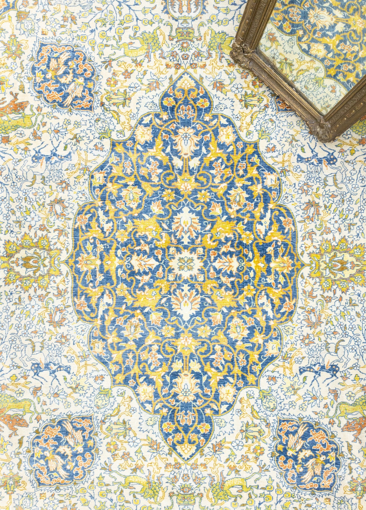 Persian Carpet Colors and Their Meanings