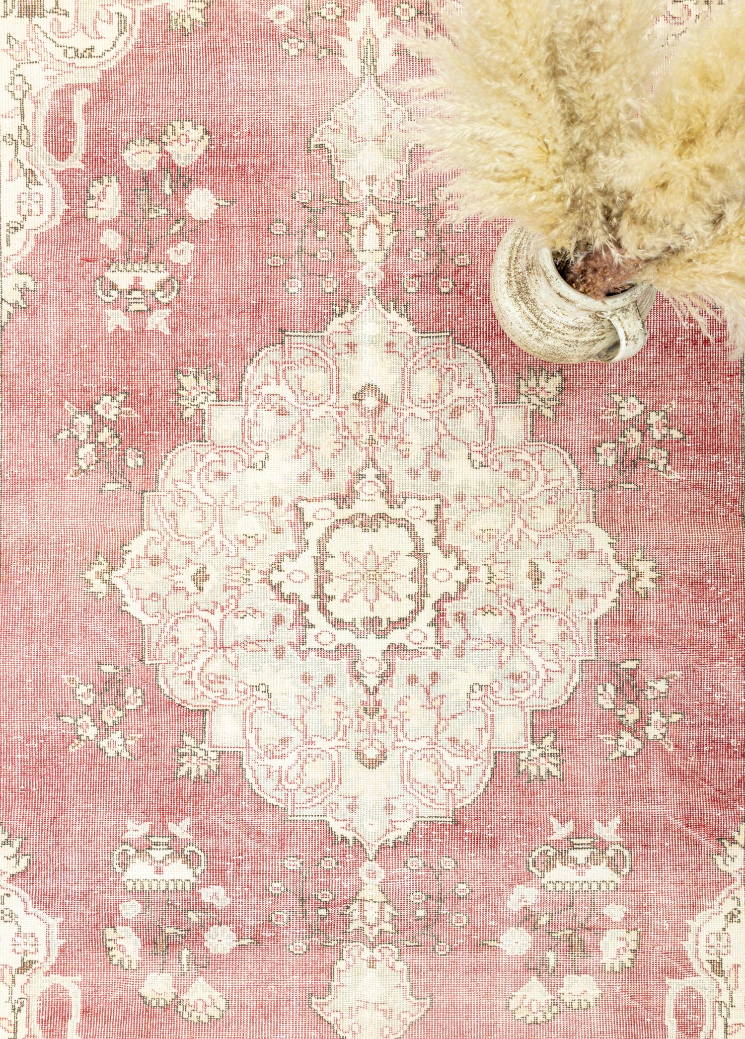 Payam Floral Patterned Handwoven Rug 181x301 cm