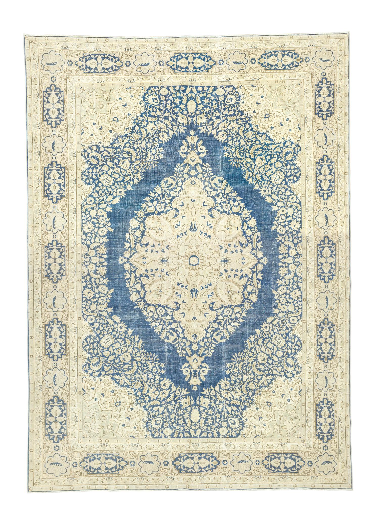 Anka Medallion Design Handwoven Rug 288x402 cm