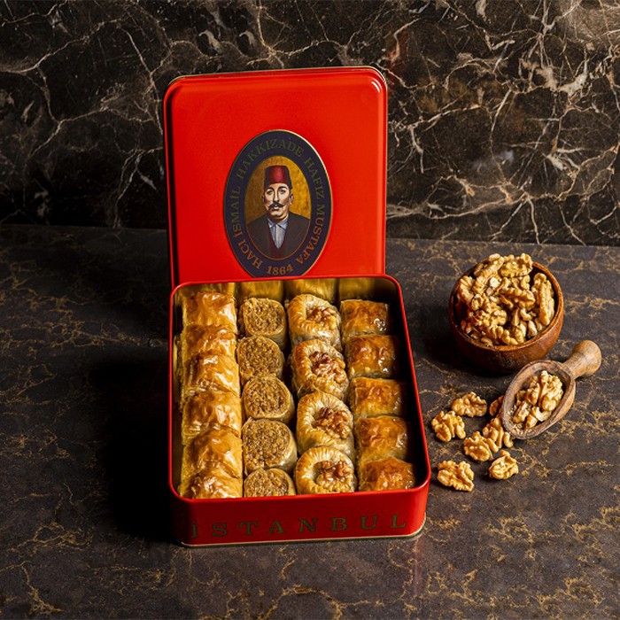 Assorted Turkish Baklava With Walnut