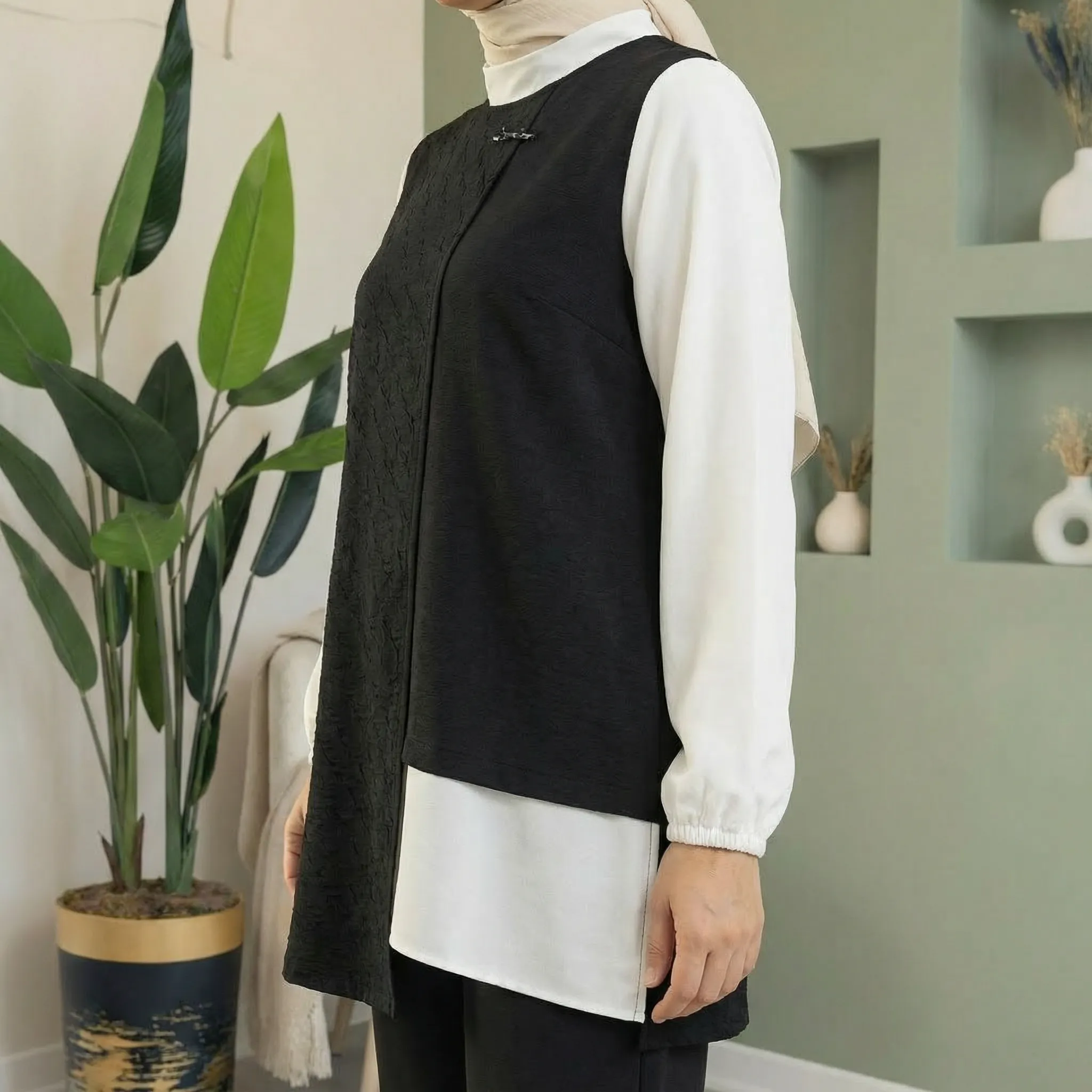 Elegant Trio Set – Gömlek + Süveter + Pantolon Takım