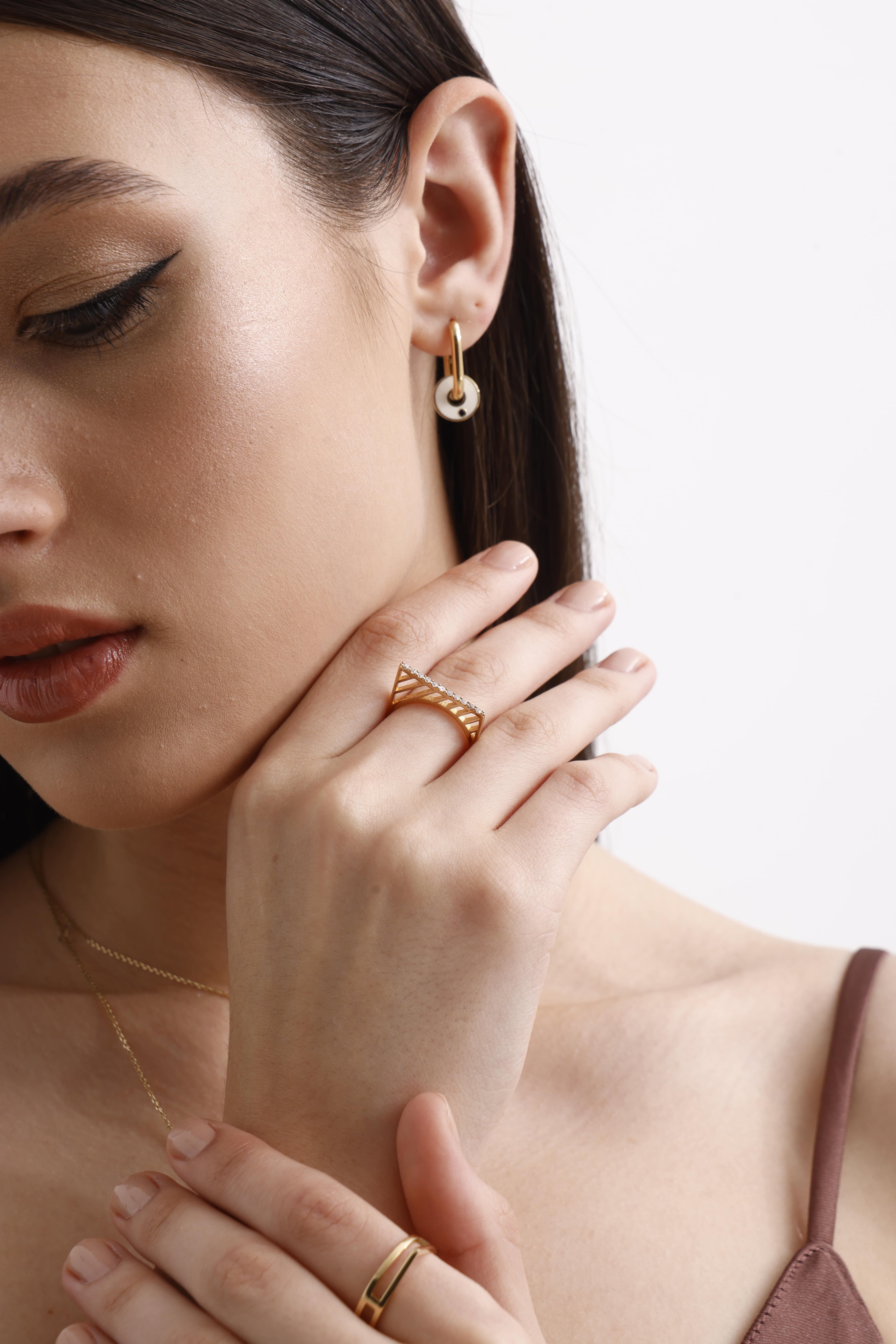 Petite Majestic Contemporary Gold Ring 18226