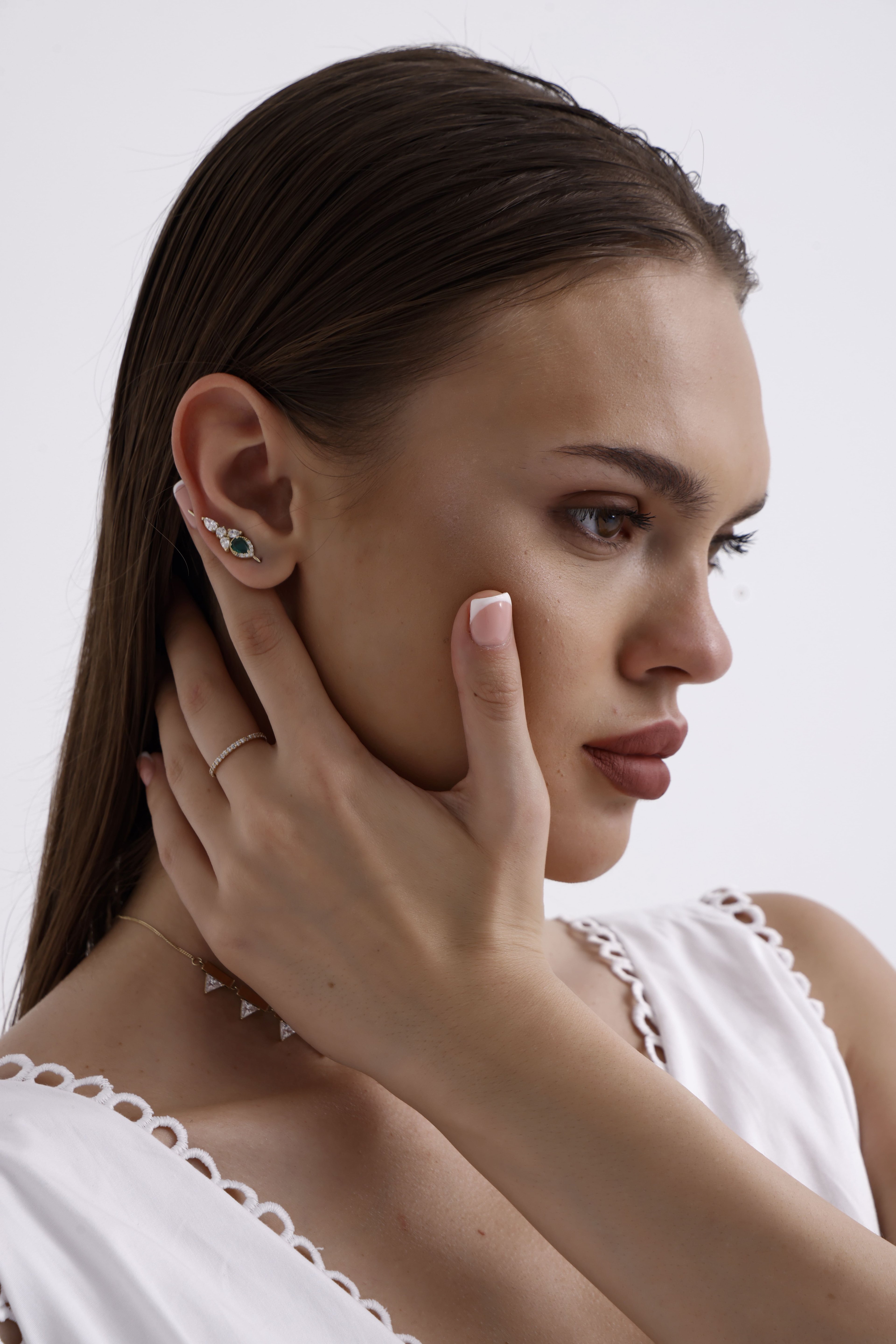 Green Ice Crystal Gold Pin Earring 14325