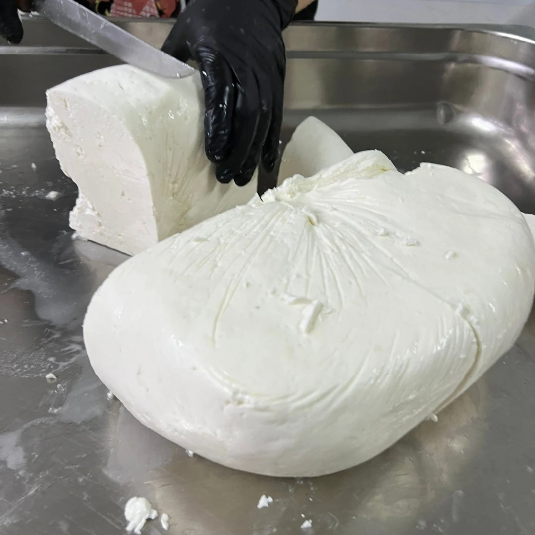 Tam Yağlı Köy Peyniri 1 kg (inek)