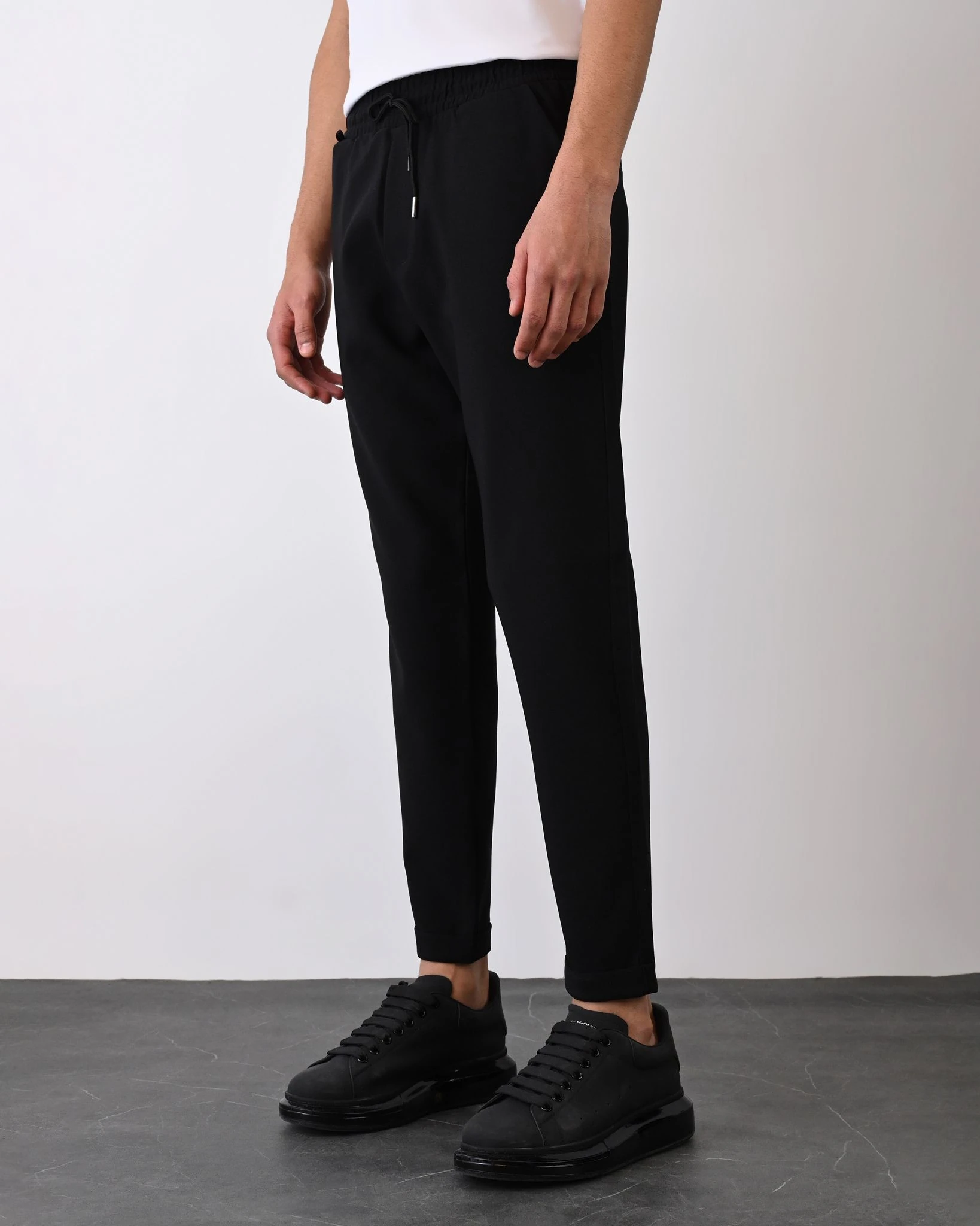 Beli Lastikli Duble Paça Zincir Detaylı Erkek Pantolon