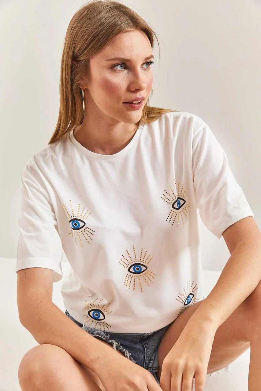 0 Yaka Göz Baskılı Oversize Kadın T-Shirt