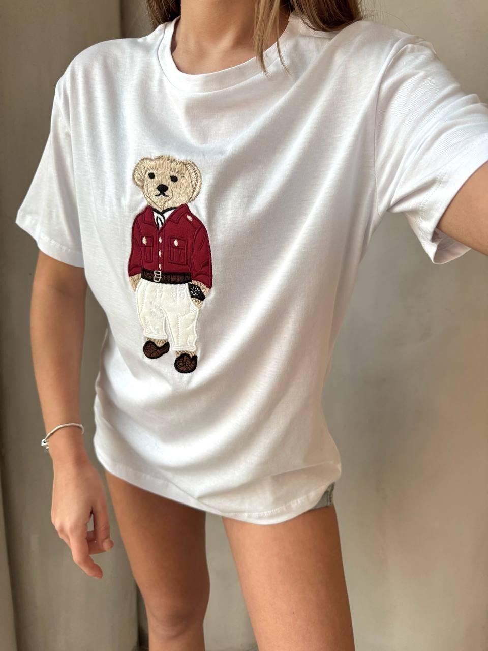 0 Yaka Ayıcık Nakışlı Kadın Oversize T-Shirt