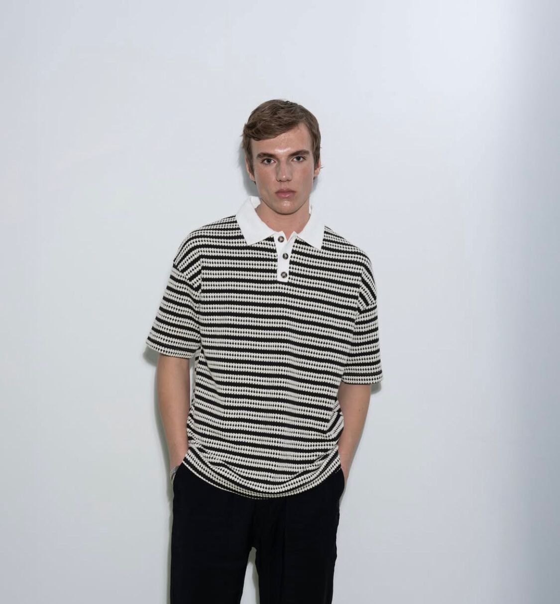 Marrakech TST2175 Polo Yaka Düğme Detay Desenli Ajurlu T-Shirt