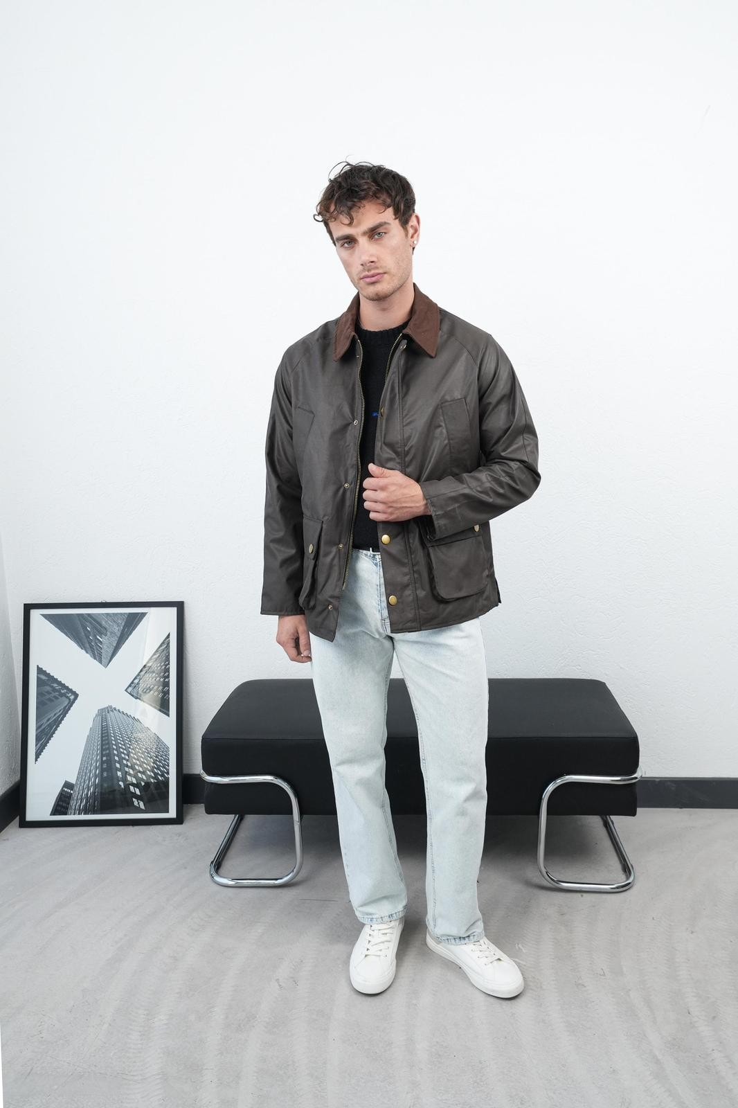 Yaka Detaylı Çift Cep Erkek Mont