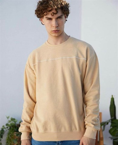 0 Yaka Göğüs Overlok Dikişli Erkek Sweatshirt