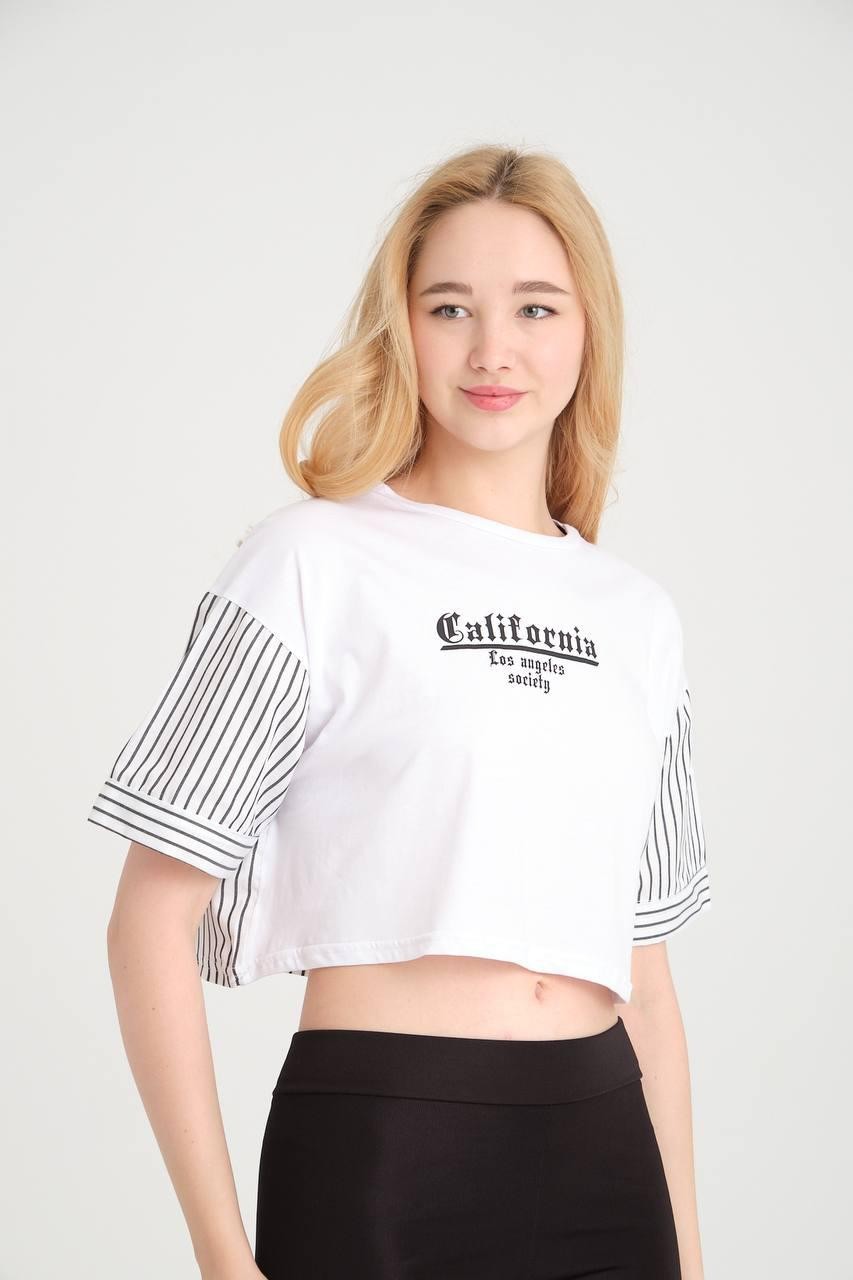 0 Yaka California Baskı Kısa Suprem Kadın T-Shirt